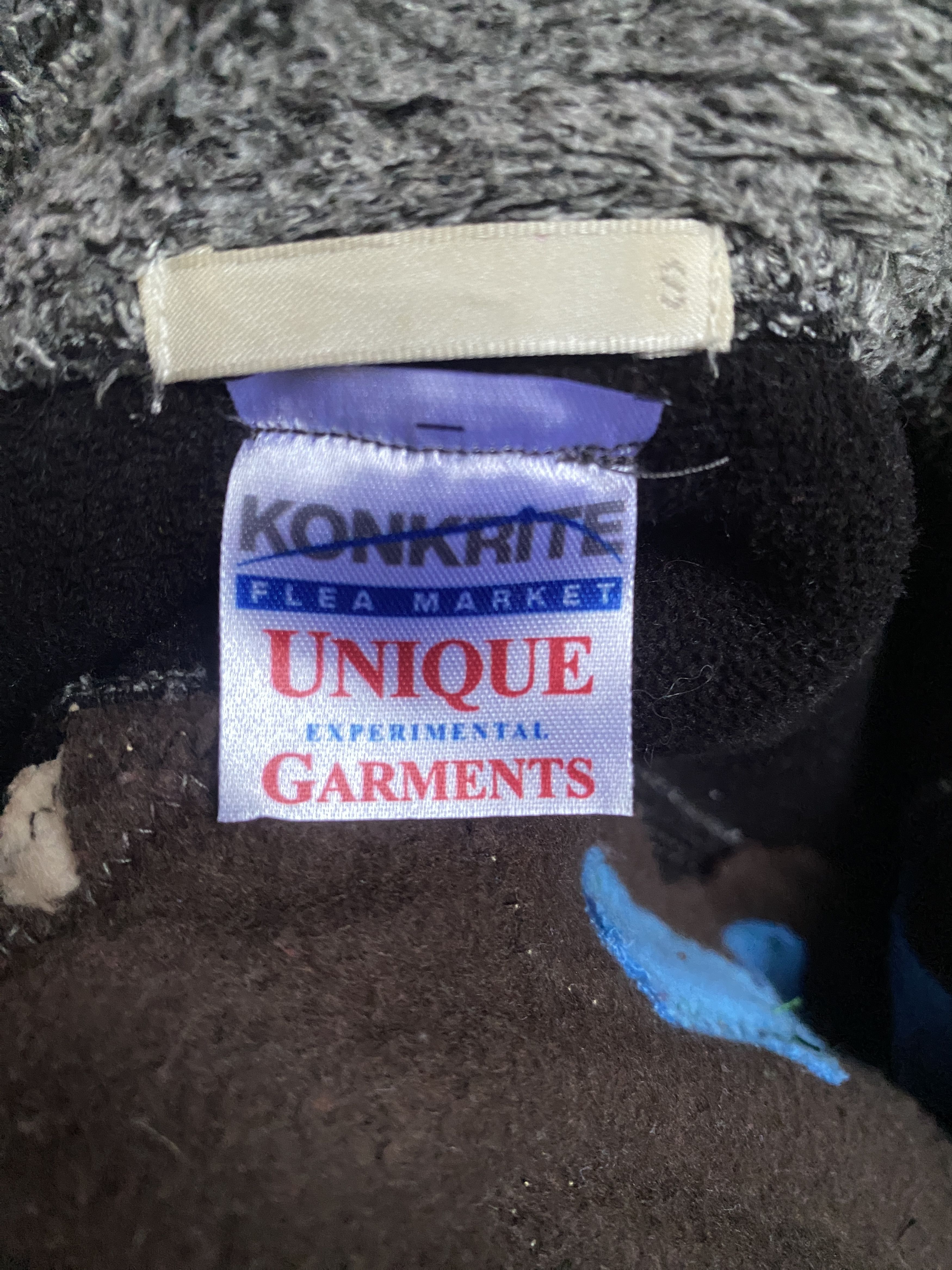 GU 1 OF 1 REWORKED 3D PUFF SKELETON SHERPA JACKET SIZE S/M Size US S / EU 44-46 / 1 - 8 Thumbnail
