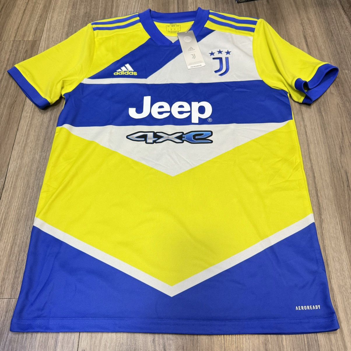 Adidas Juventus 21/22 3rd away shirt #7 Ronaldo (Bnwt) Size US M / EU 48-50 / 2 - 1 Thumbnail