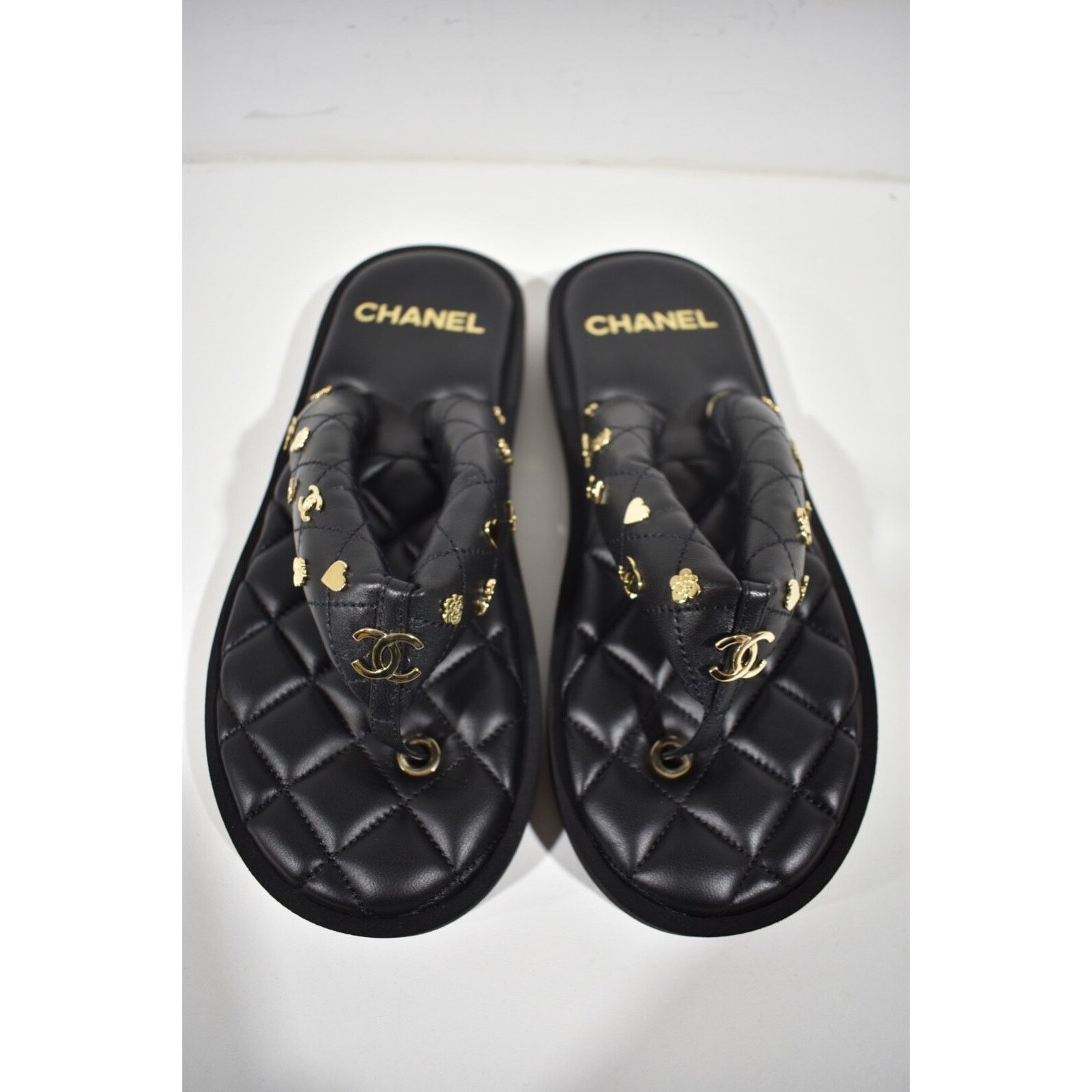 Chanel Chanel 23P Black Quilted Charms Padded Pool Thong Logo Size US 5.5 / IT 35.5 - 3 Thumbnail