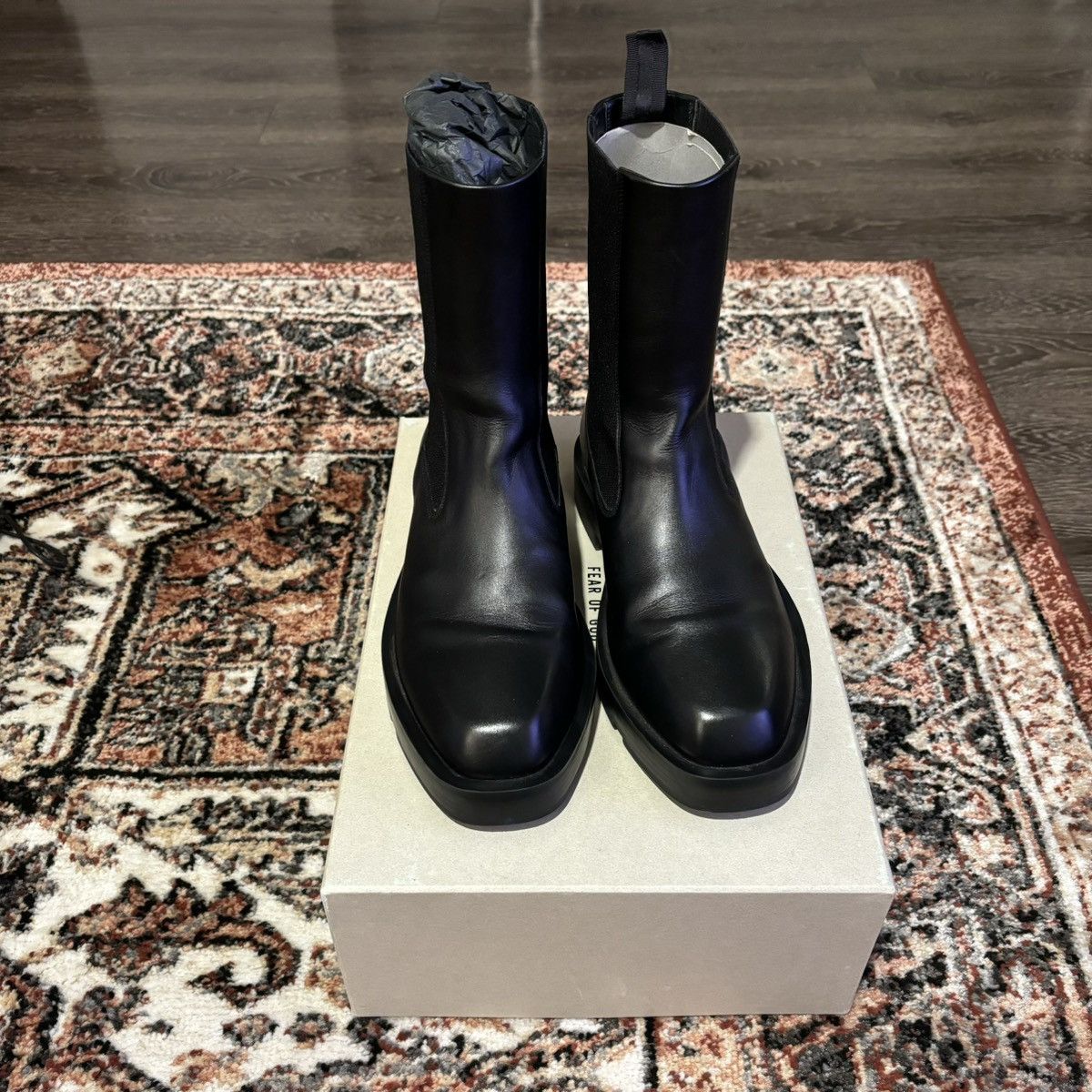 Givenchy Givenchy chunky sole Chelsea boot Size US 7 / EU 40 - 5 Thumbnail