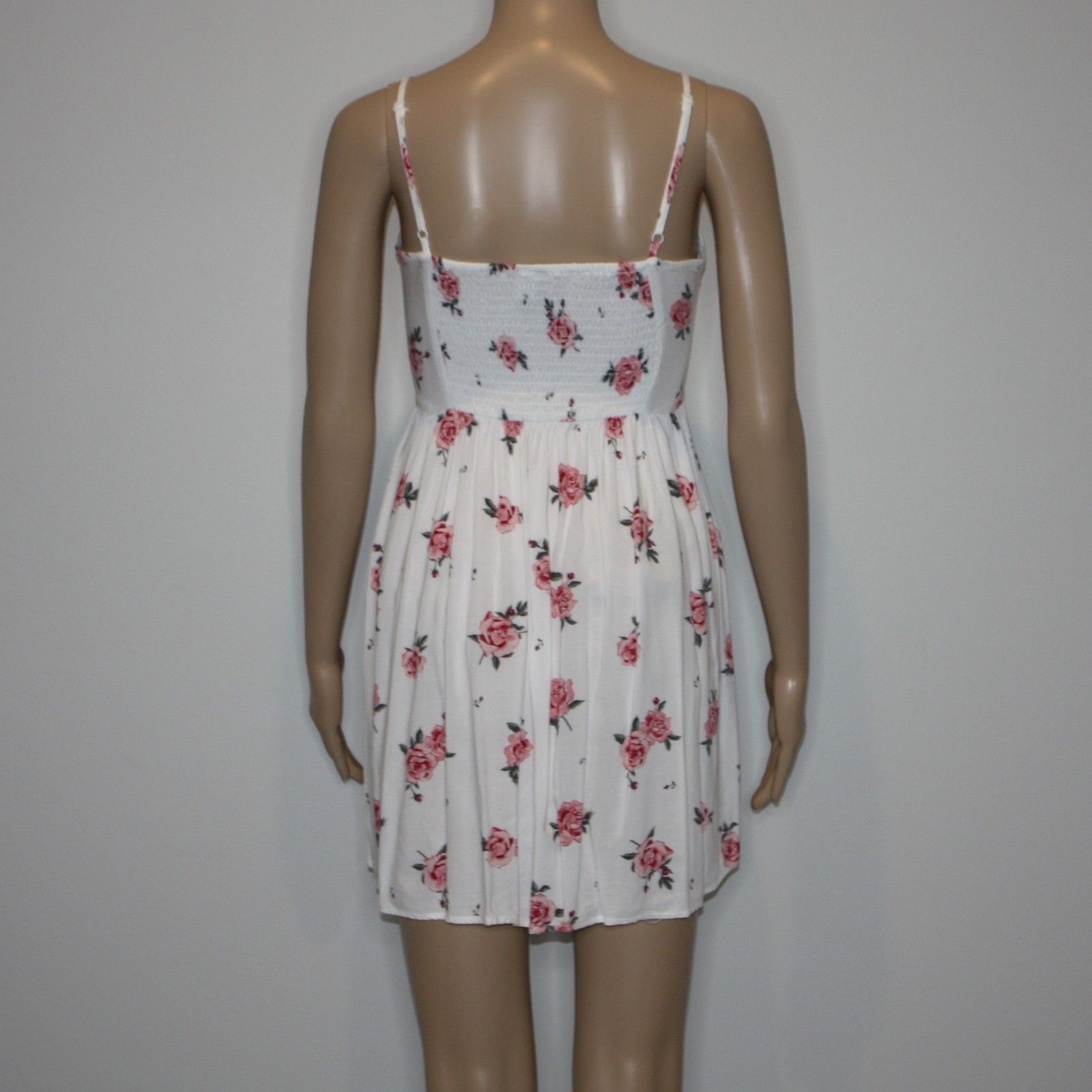 H&M White Floral Sleeveless Sundress with Roses in size US 0 Size XS / US 0-2 / IT 36-38 - 6 Thumbnail
