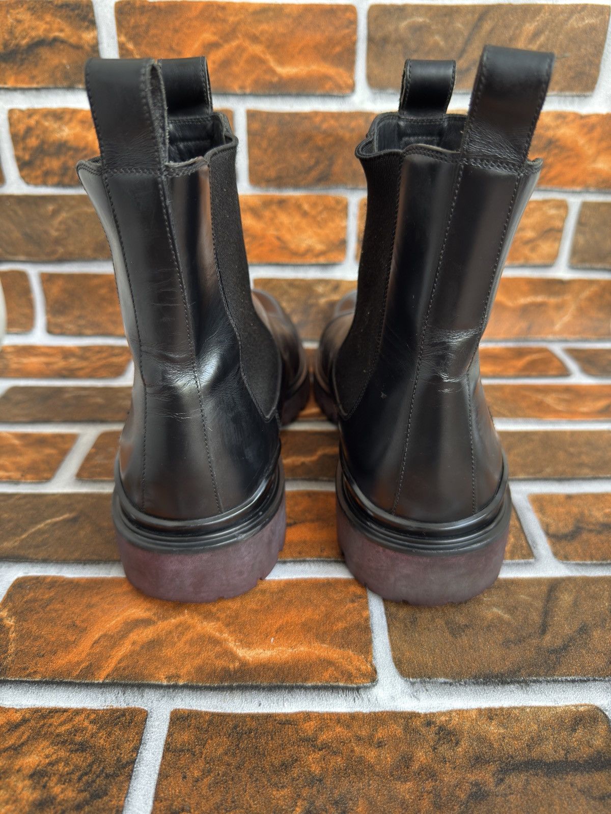 Louis Vuitton 🔥🔥 officer Chelsea boots Size US 8.5 / EU 41-42 - 14 Thumbnail