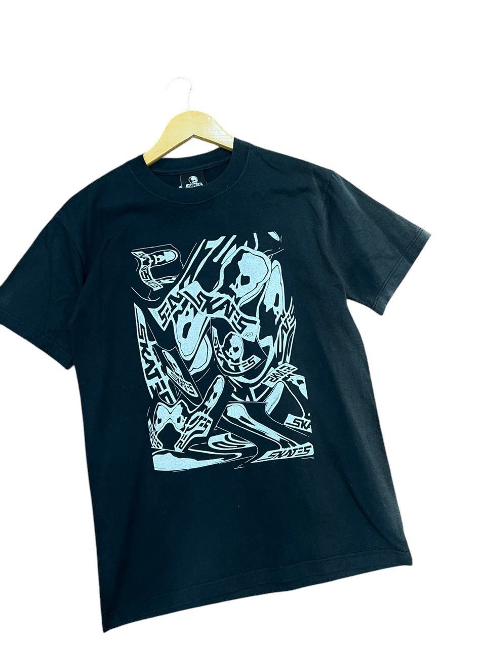 Vintage Vintage 90’s Skull Skates Tee Sun Faded Size US S / EU 44-46 / 1 - 2 Thumbnail