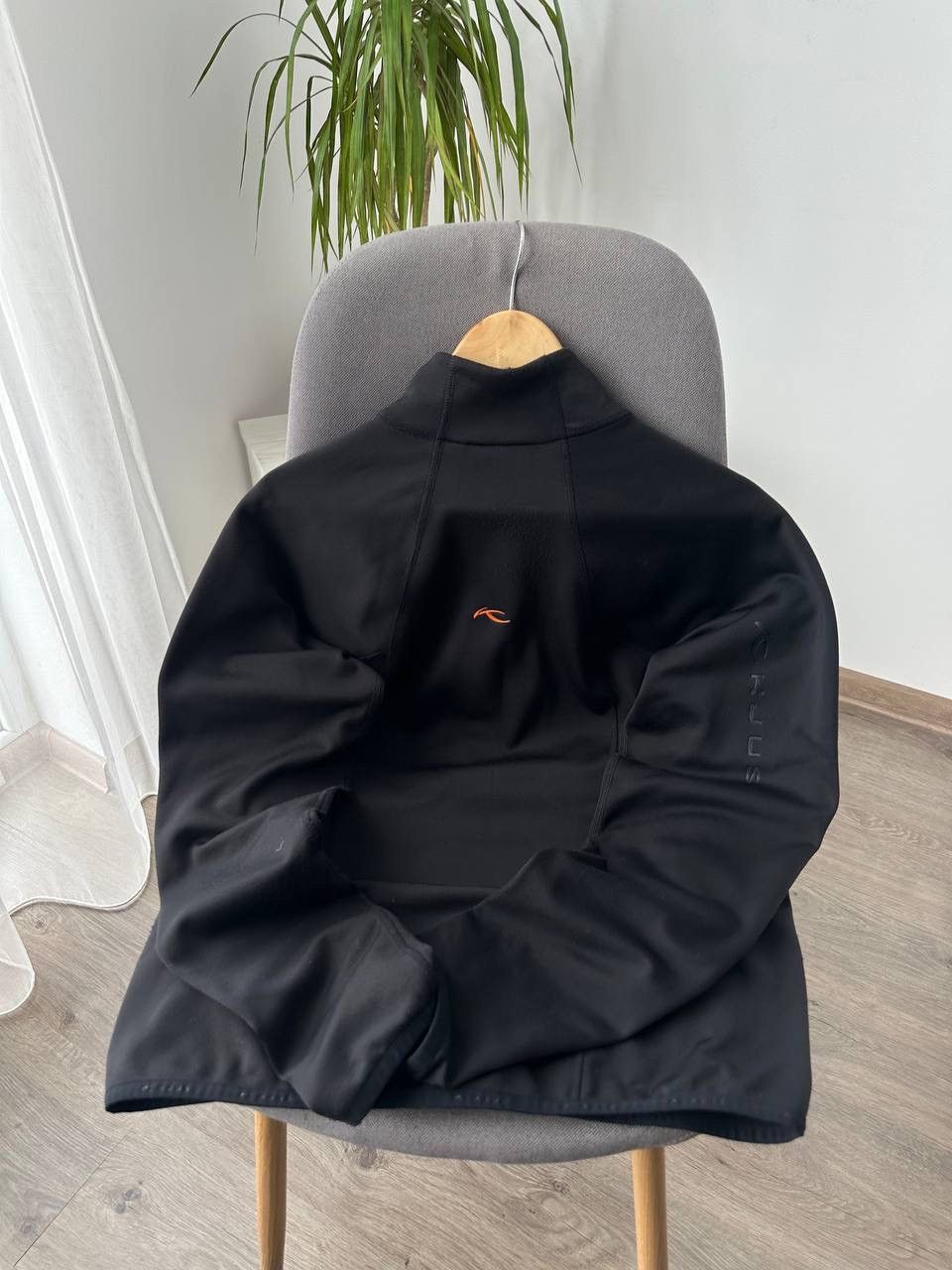 KJUS × Vintage Vintage Kjus Outdoor Black Big Logo Zip Hoodie Size US S / EU 44-46 / 1 - 16 Thumbnail