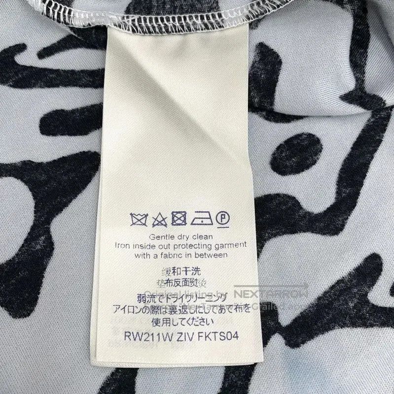 Louis Vuitton Louis Vuitton Men's Light Blue Cotton T-Shirt . Size US S / EU 44-46 / 1 - 6 Thumbnail