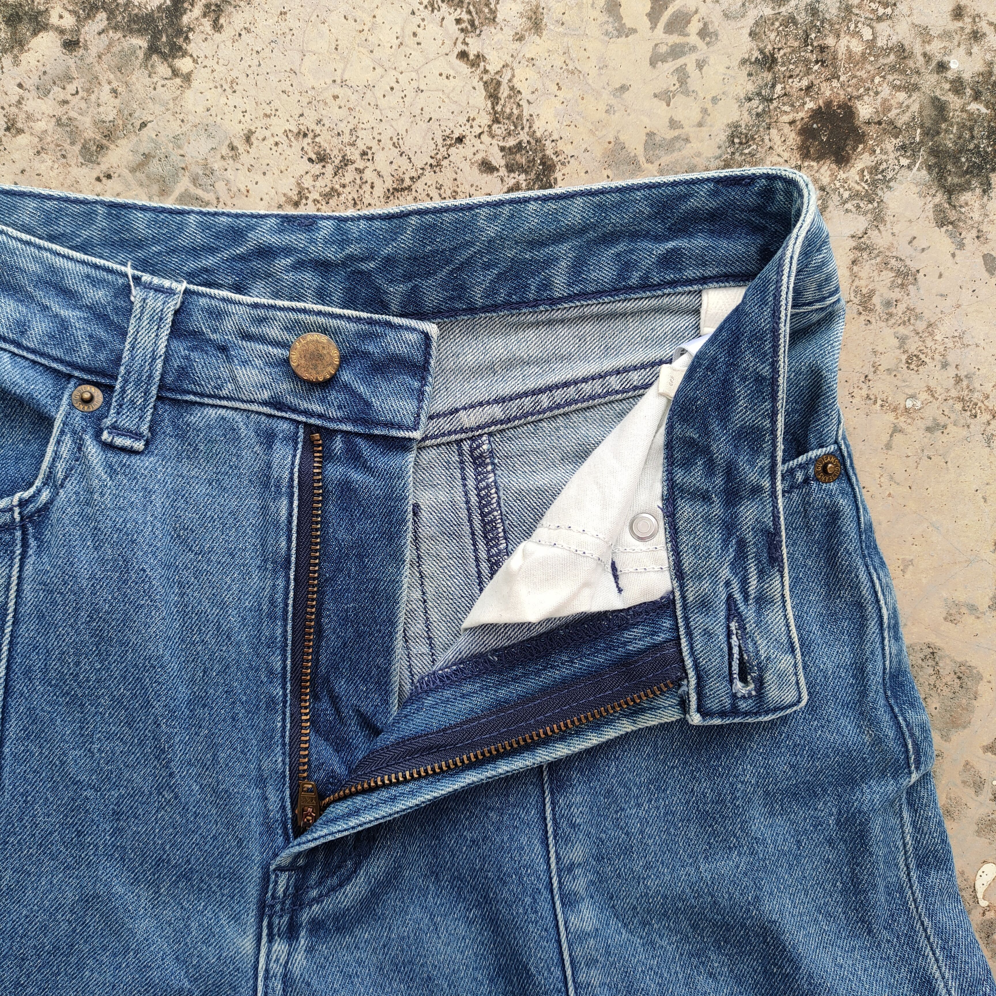 Japanese Brand VINTAGE JAPANESE GU FLARE RIPPED JEAN DENIM PANTS Size US 26 / EU 42 - 6 Thumbnail