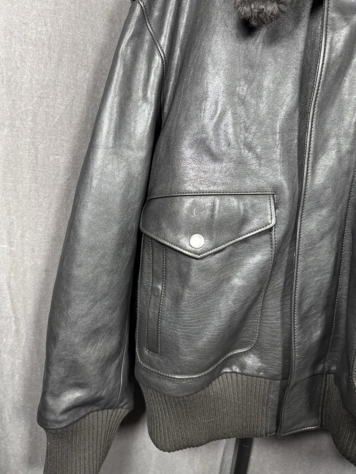 Burberry Burberry Shearling-Collar Long Sleeved Calf Grain Leather Size US L / EU 52-54 / 3 - 4 Thumbnail