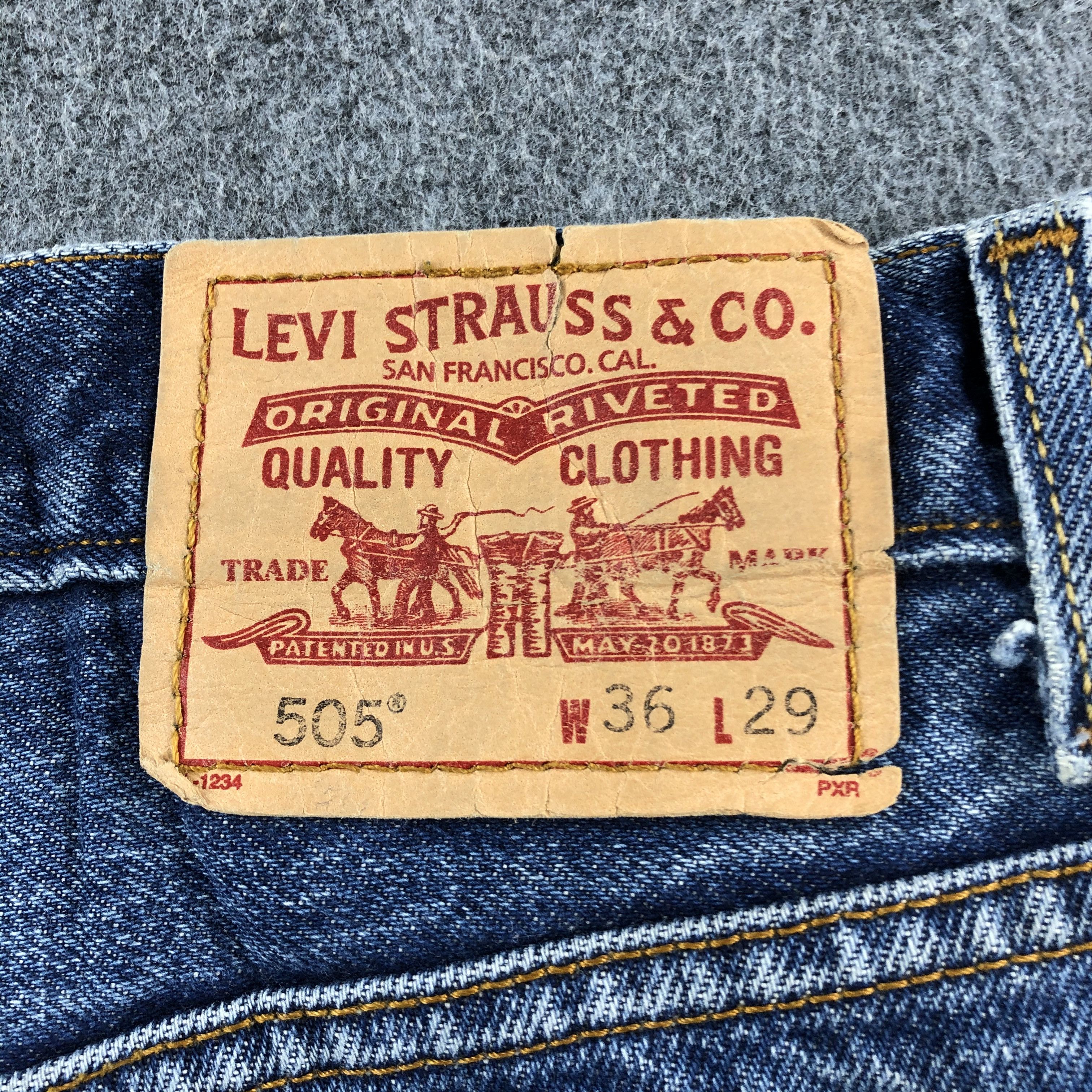 Levi's Vintage Blue Wash Levis 505 Jeans-J2356 Size US 35 - 5 Thumbnail