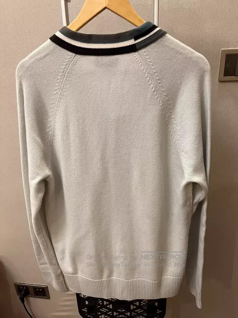 Hermes Hermes Cashmere Cardigan Size US S / EU 44-46 / 1 - 2 Thumbnail
