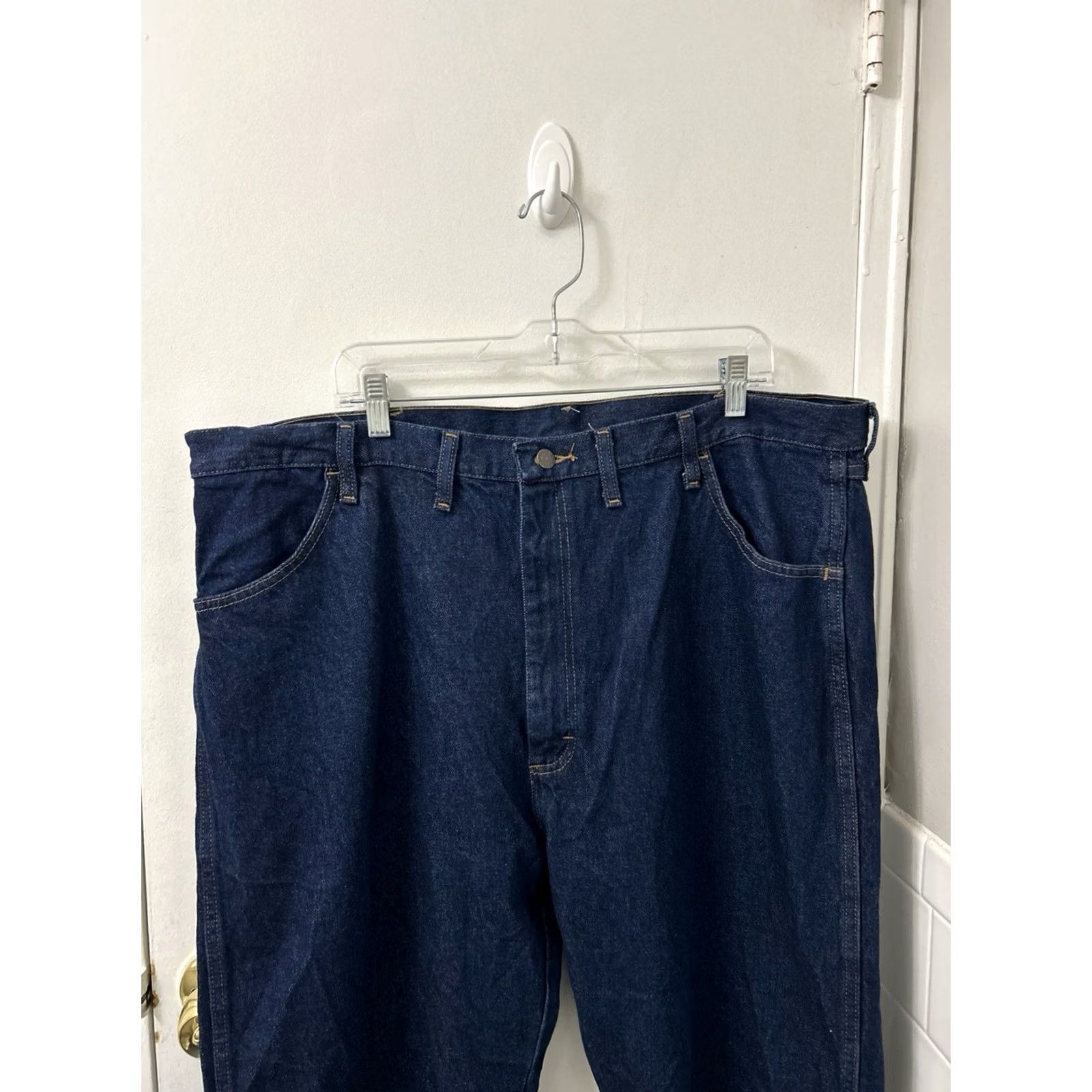 Wrangler Rustler Wrangler Jeans Mens 44x32 Dark Wash Regular Straight Leg Denim Rustler Wrangler Jeans Mens 44x32 Dark Wash Regular Straight Leg Denim Size US 44 / EU 60 - 7 Thumbnail