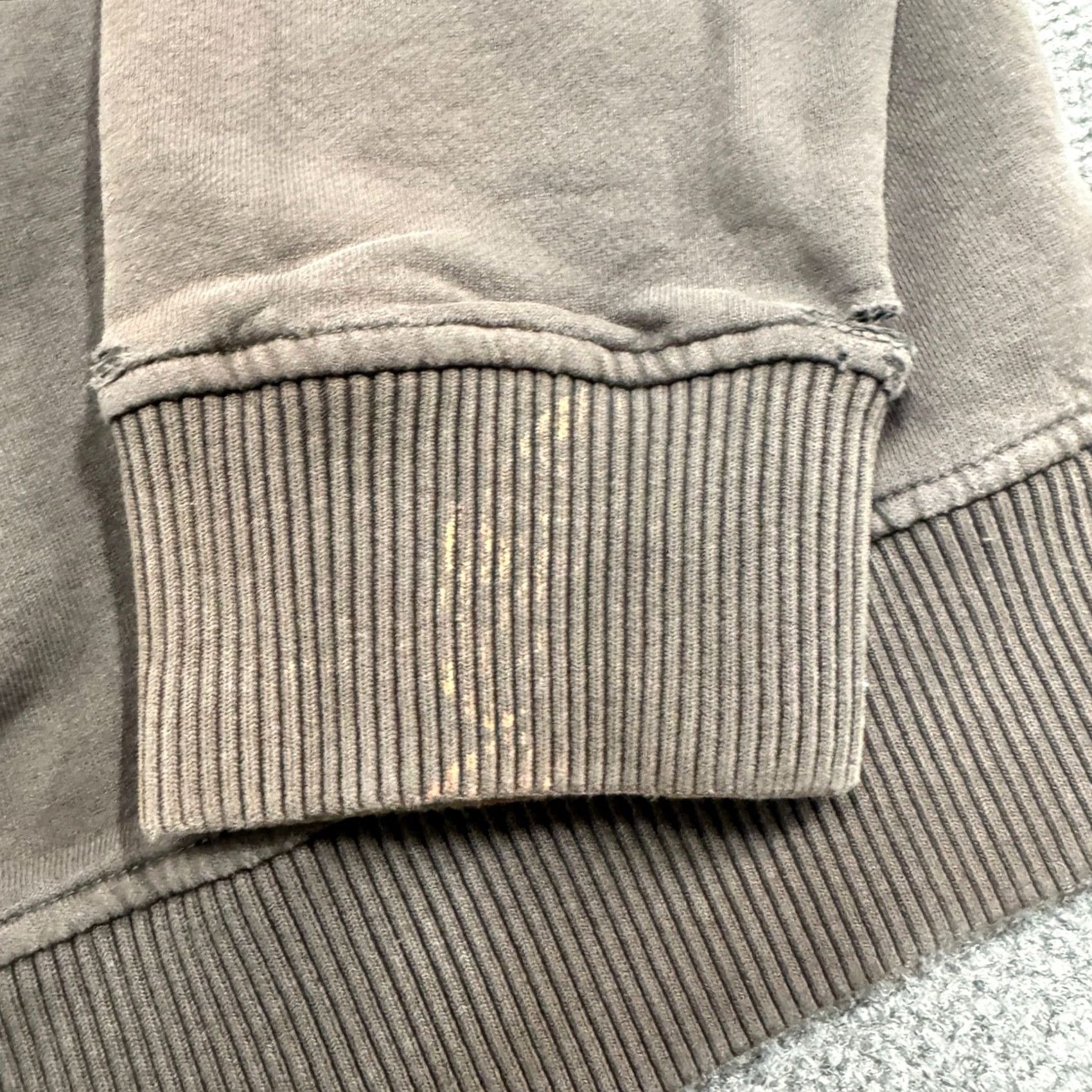 Vintage Mass Exodus Sweatshirt Men XL Cotton Blend Faded Distressed Gray Pullover Y2K Stained Vintage? Size US XL / EU 56 / 4 - 7 Thumbnail
