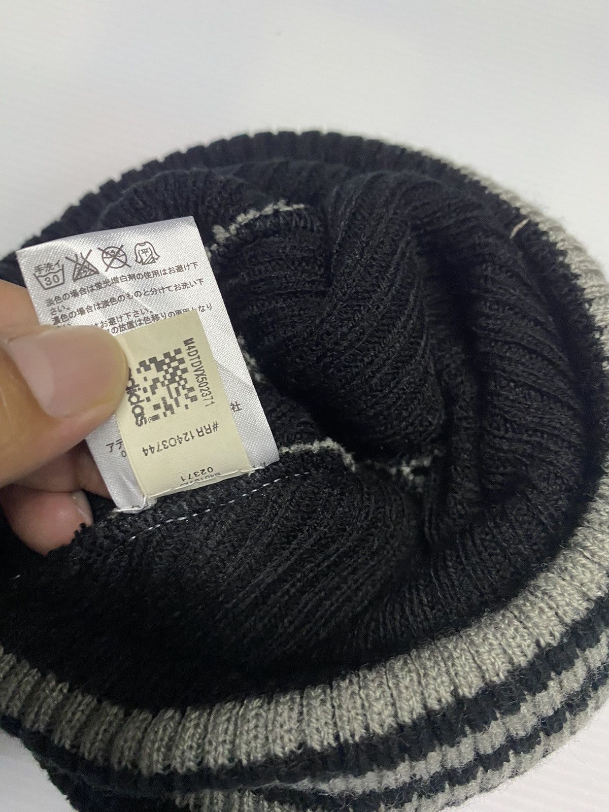 Adidas Winter Session Adidas Beanie Size ONE SIZE - 4 Thumbnail