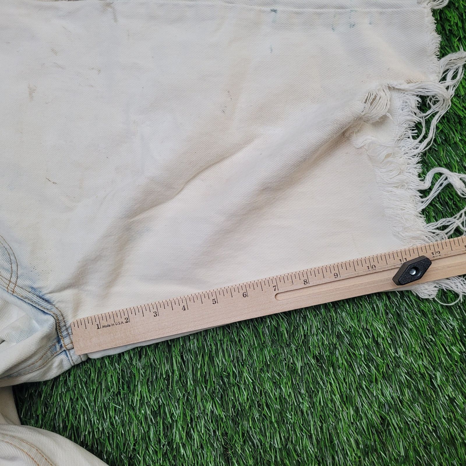 Levi's Y2K Style Levis Jorts Mens 32 Thrashed Painter Destroyed Size US 32 / EU 48 - 10 Thumbnail