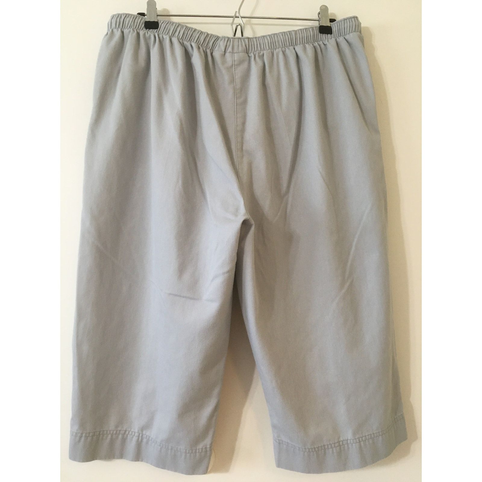Other Coral Bay Petite PXL Light Gray Pull On Draw String Capris Size 34" / US 12 / IT 48 - 2 Thumbnail