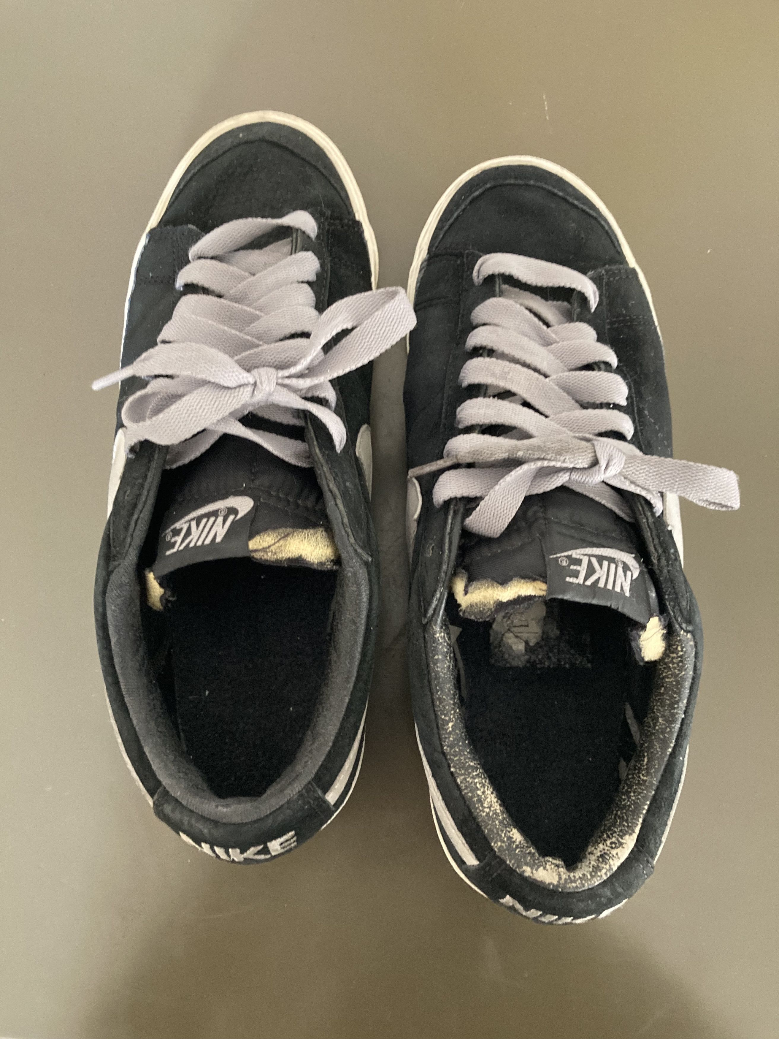 Nike Vintage. Nike Blazer Lo. Black/White from 2002. US10 Size US 10 / EU 43 - 7 Thumbnail