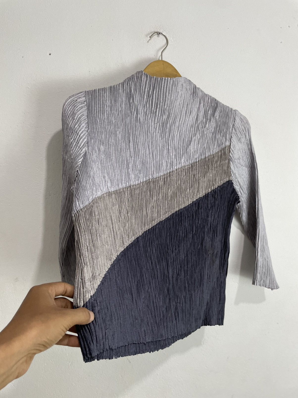 Issey Miyake Japanese Undefined Pleated shirt issey style Size M / US 6-8 / IT 42-44 - 3 Thumbnail