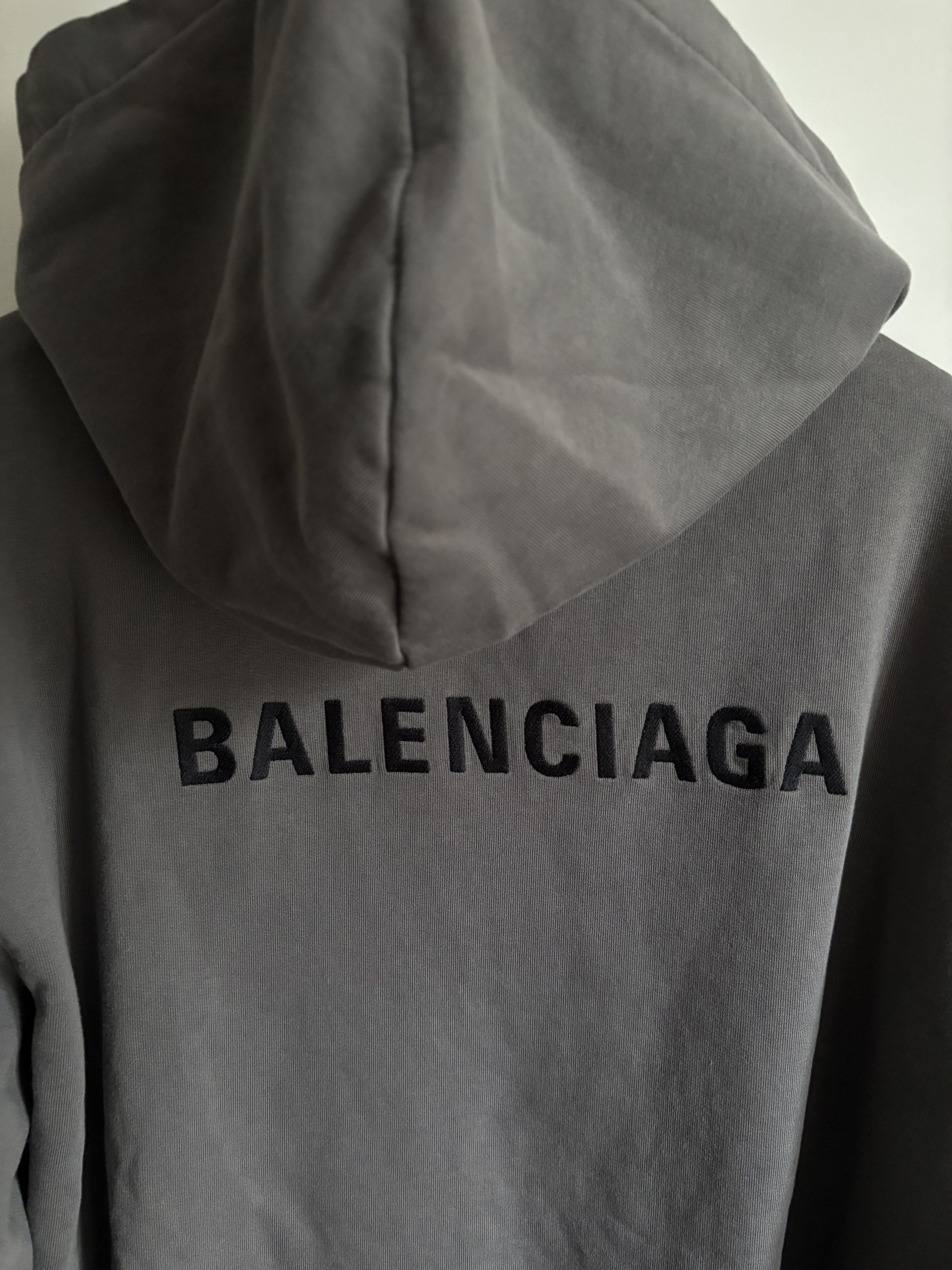 Balenciaga Balenciaga grey logo hoodie Size US S / EU 44-46 / 1 - 6 Thumbnail