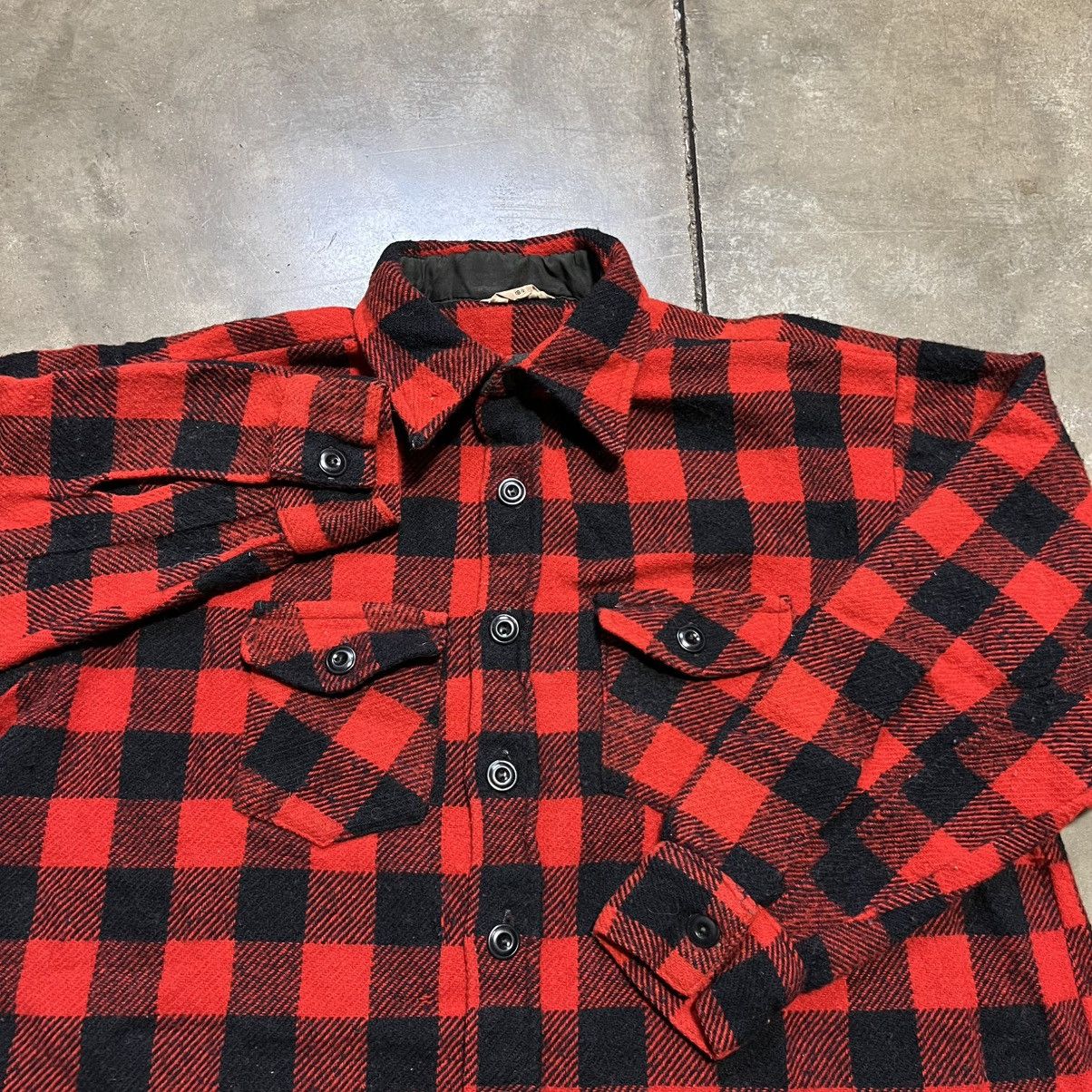 Woolrich Woolen Mills Vintage 70s 80s Frostproof Wool Flannel Buffalo Plaid Shirt Size US XL / EU 56 / 4 - 4 Thumbnail