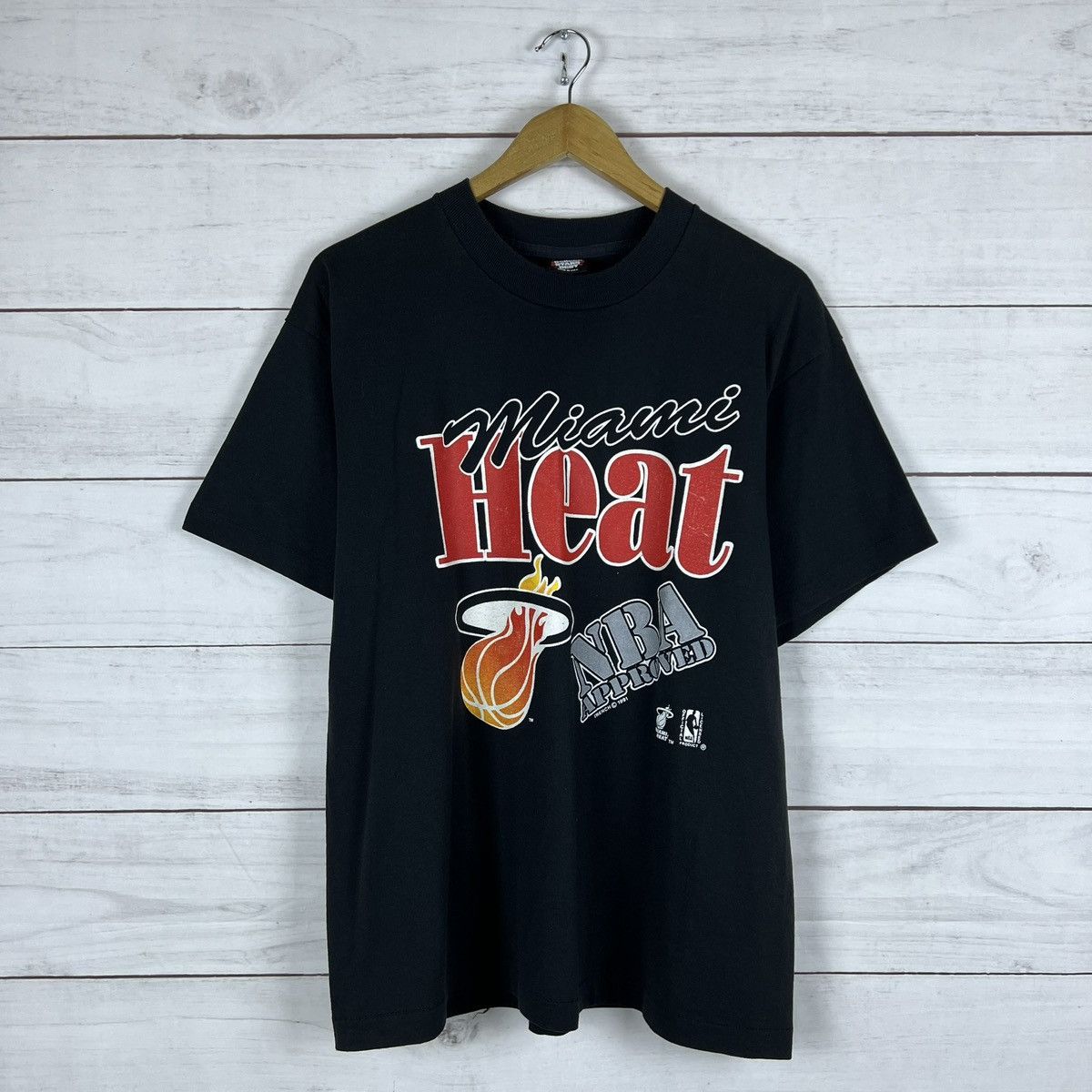 image of Made In USA x Vintage 1991 Miami Heat Nba T-Shirt in Black, Men's (Size Large)