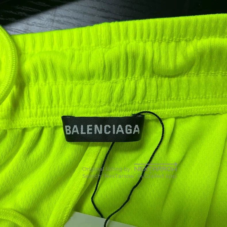 Balenciaga balenciaga's new fluorescent green embroidered football log Size US 32 / EU 48 - 3 Thumbnail