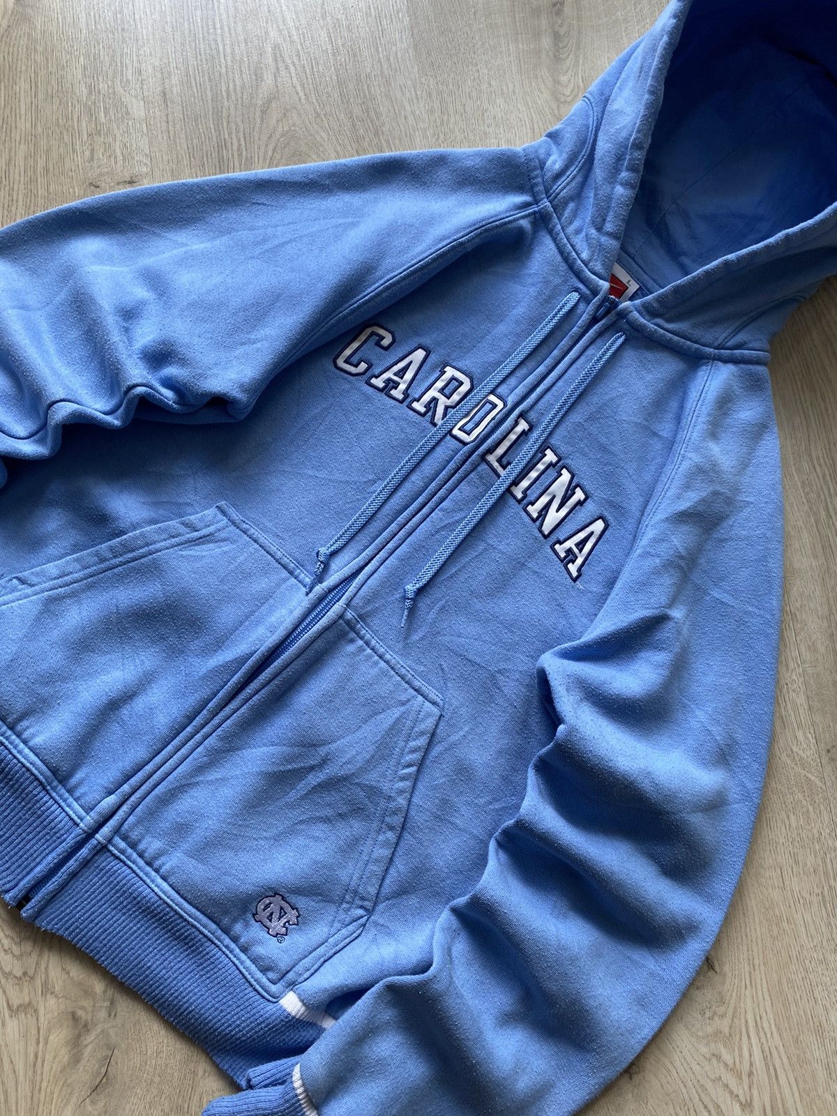 Japanese Brand × Nike × Vintage Nike Vintage Zip Hoodie Carolina Big Logo Japanese Hype Rare Size US S / EU 44-46 / 1 - 4 Thumbnail