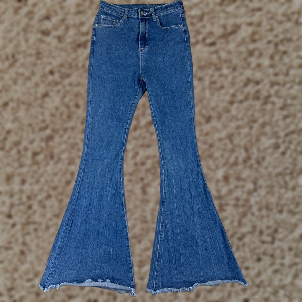 Shein SheIn Jeans Women Flared Denim 24x31 Medium Blue Cotton Blend 5-Pocket Design High Rise Women's Regular Jeans Mode American Western 90s Size 32" / US 10 / IT 46 - 1 Thumbnail
