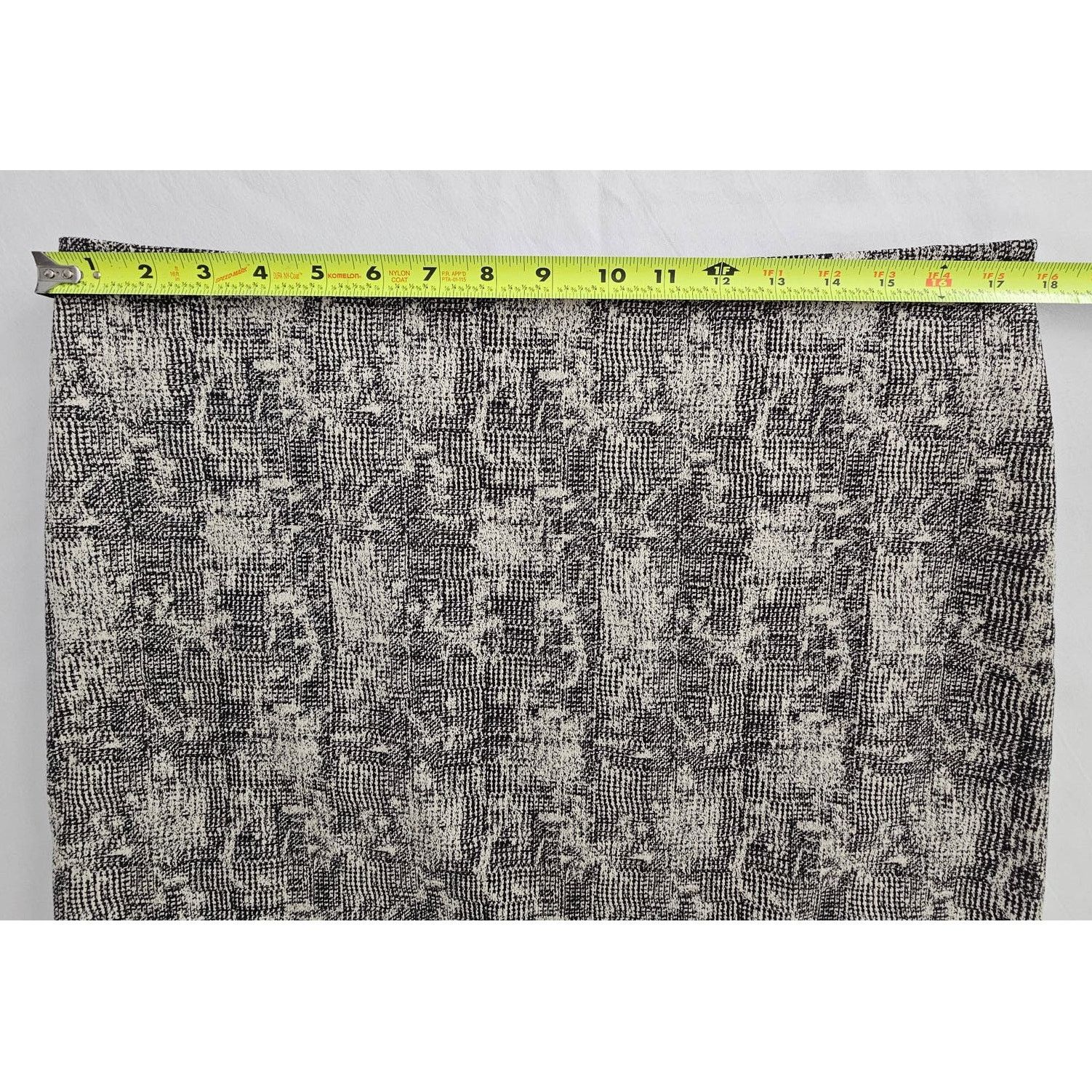 & Other Stories MM. LAFLEUR Black/Cream Pencil Crackle Noho Skirt 12 Size 34" / US 12 / IT 48 - 5 Thumbnail