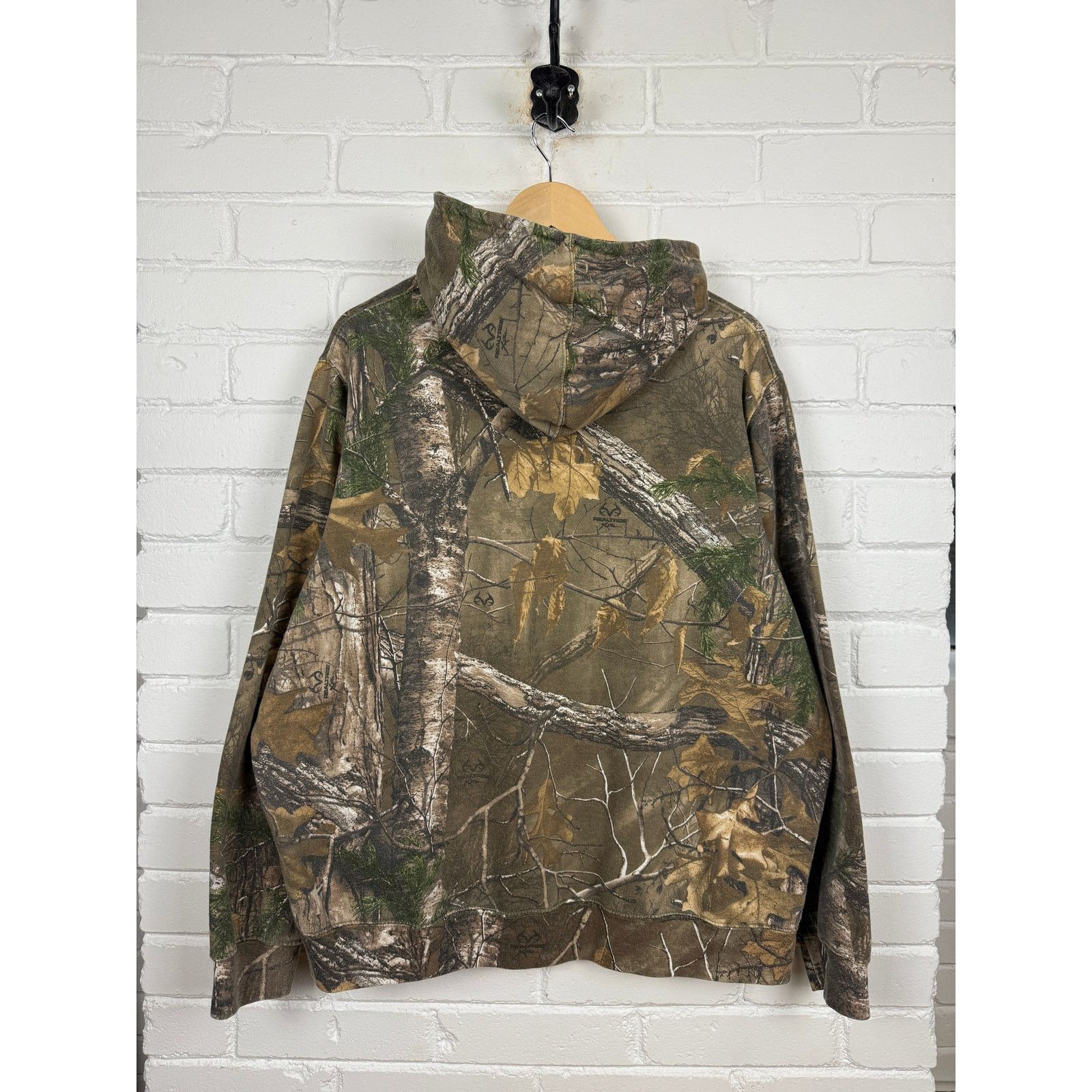 Vintage Real Tree All Over Print Camo Hooded Sweatshirt Size XL Size US XL / EU 56 / 4 - 2 Thumbnail