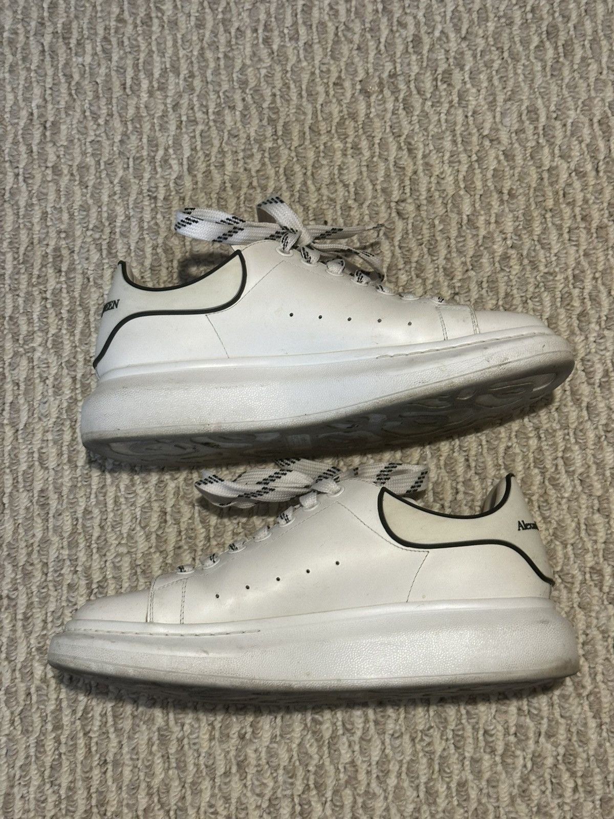 McQ Alexander McQueen Alexander McQueen White Black Trim Men’s Shoes Size US 9 / EU 42 - 2 Thumbnail