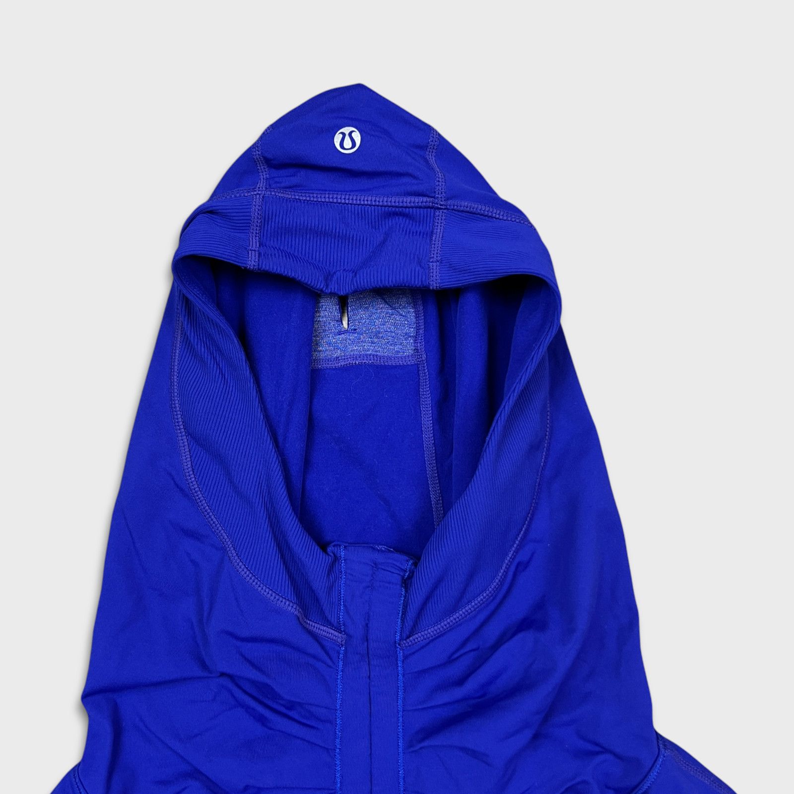 Lululemon Lululemon Run Stay On Course Pullover Sports Hood Sweatshirt Size S / US 4 / IT 40 - 2 Thumbnail