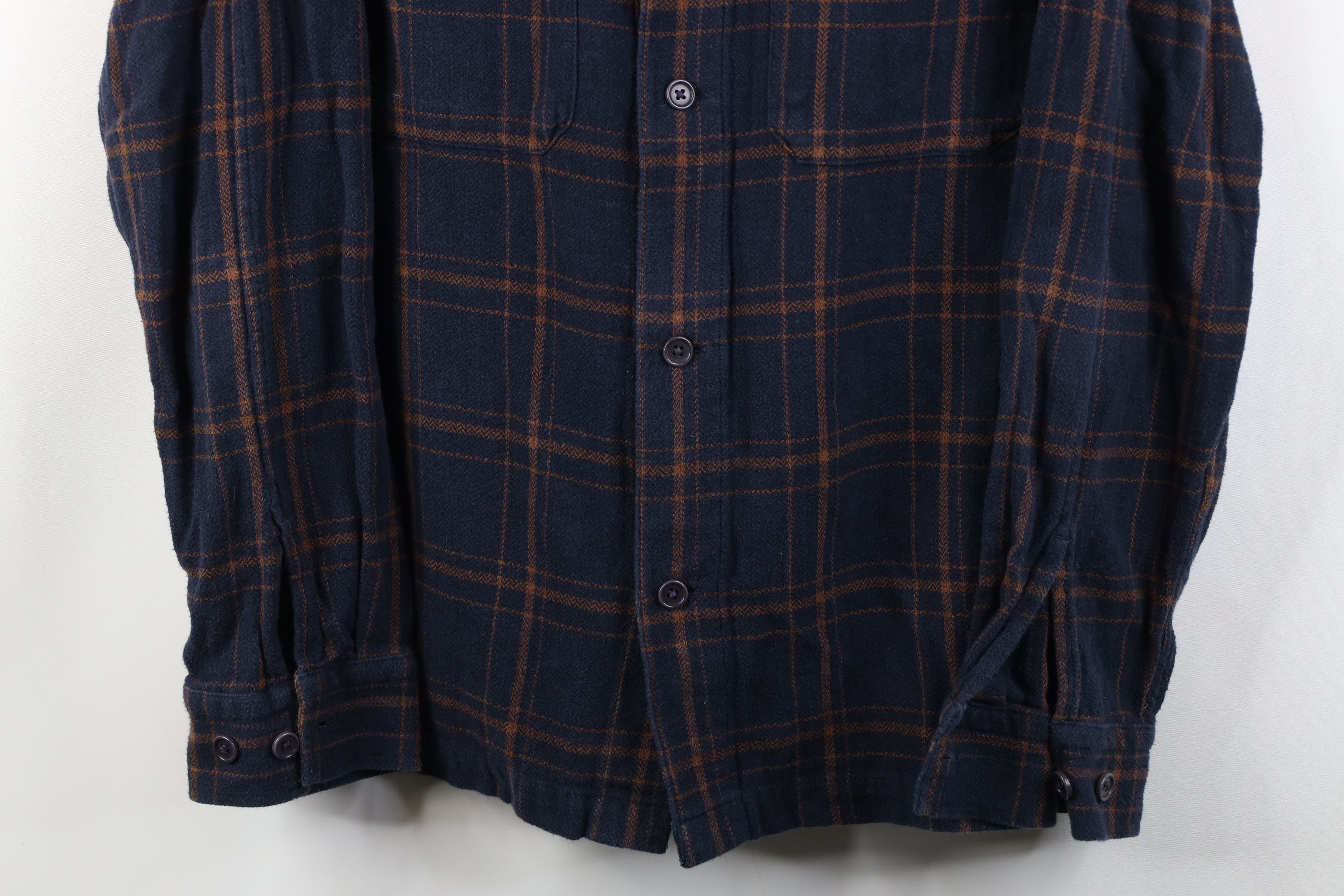 Banana Republic Banana Republic Pocket Flannel Collared Button Shirt Plaid Size US XL / EU 56 / 4 - 3 Thumbnail