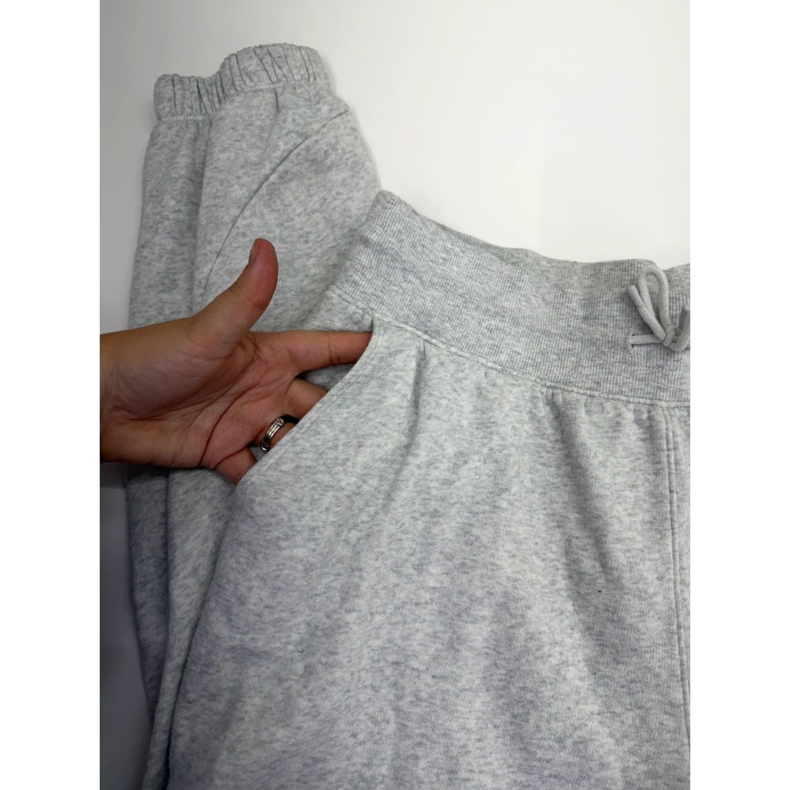 Vintage All In Motion Womens Sweatpants Size Large Heathered Gray Jogger Drawstring Pants Regular Womens Large Gray Jogger Drawstring Size 36" / US 14 / IT 50 - 3 Thumbnail