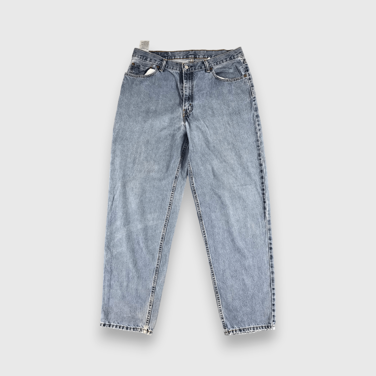 Levi's Vintage Levis 560 Jeans Faded Blue Denim -J542 Size US 36 / EU 52 - 1 Thumbnail