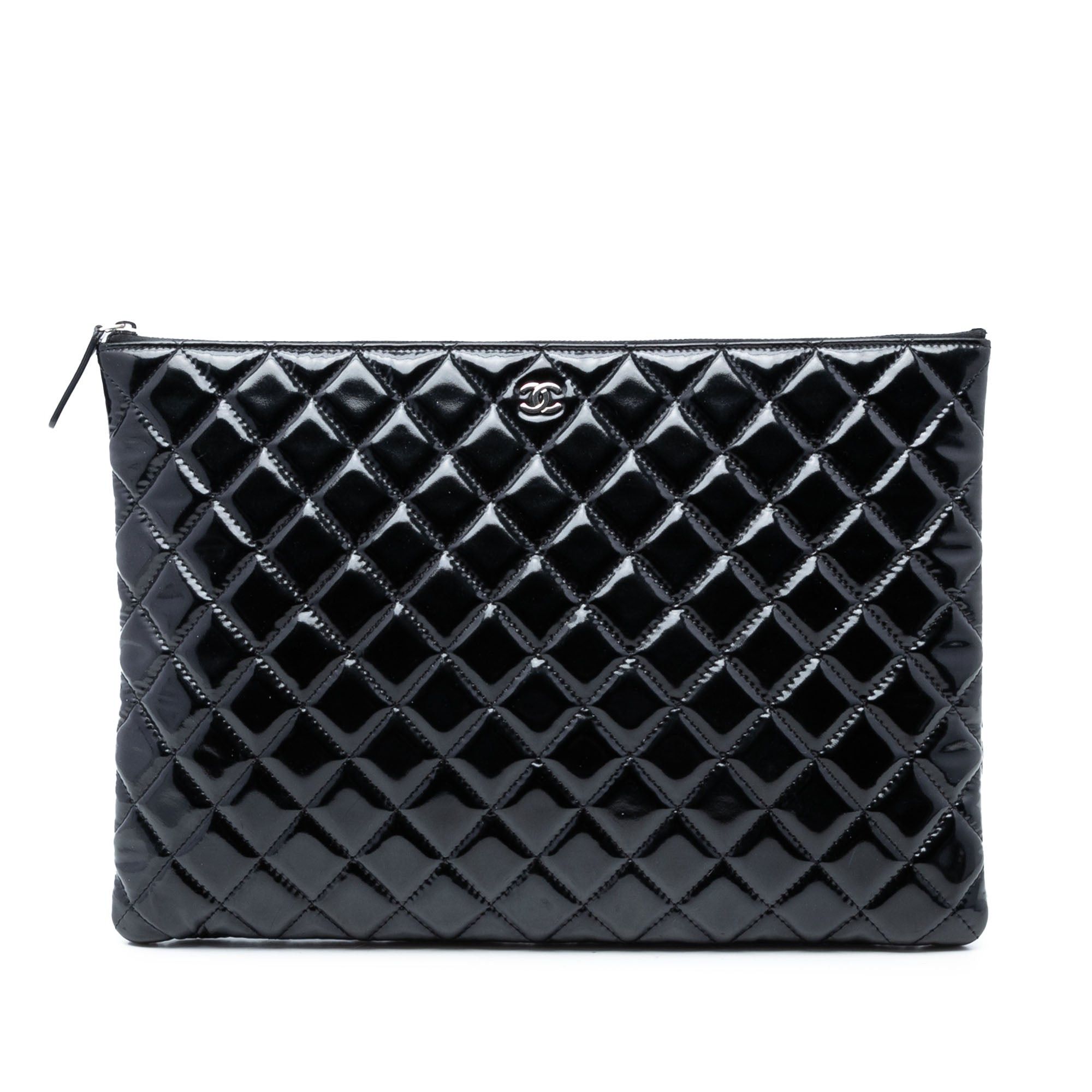 Chanel Large Quilted Patent O Case Clutch Size ONE SIZE - 1 Thumbnail