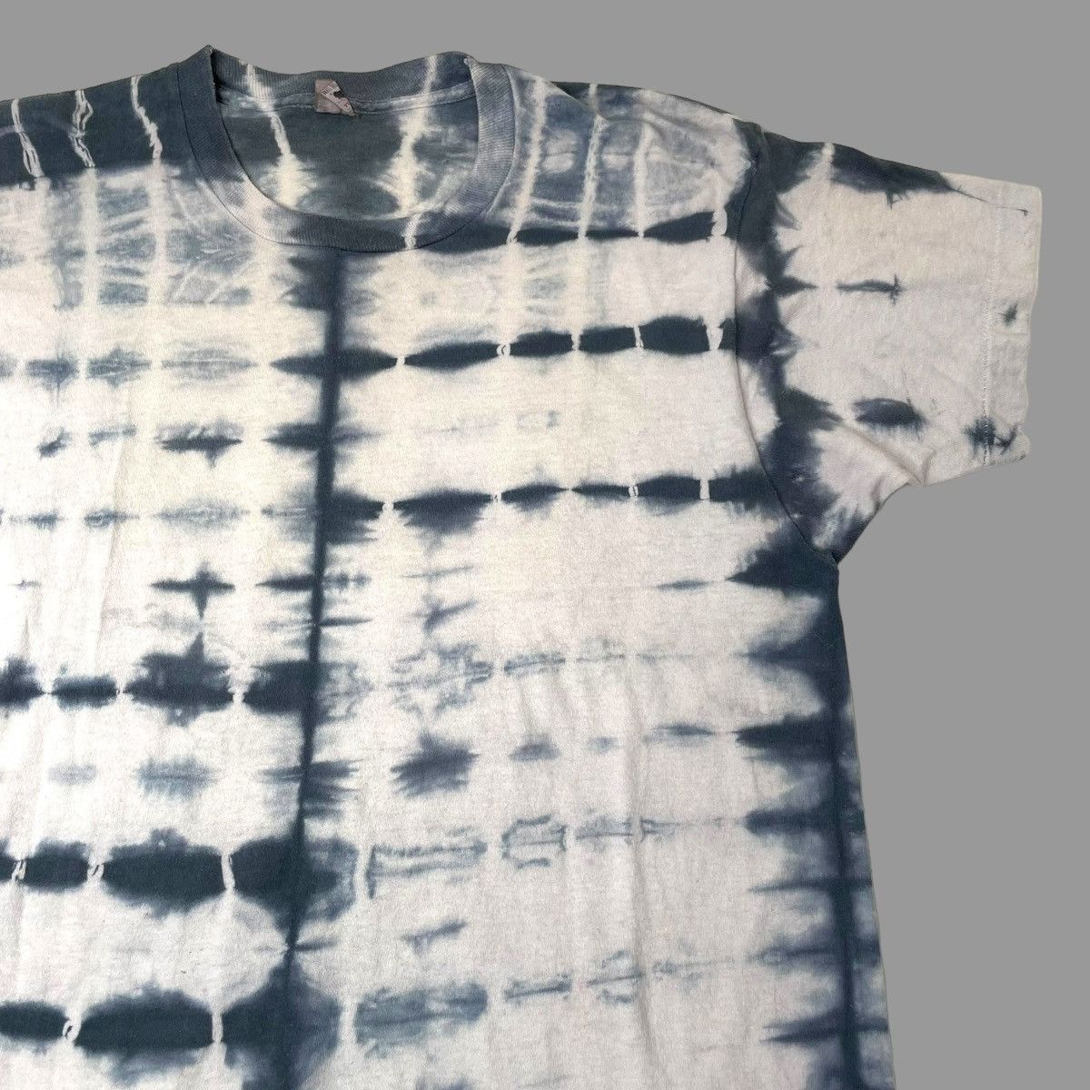 Vintage Vintage 1970s tie dye t shirt Size US L / EU 52-54 / 3 - 3 Thumbnail