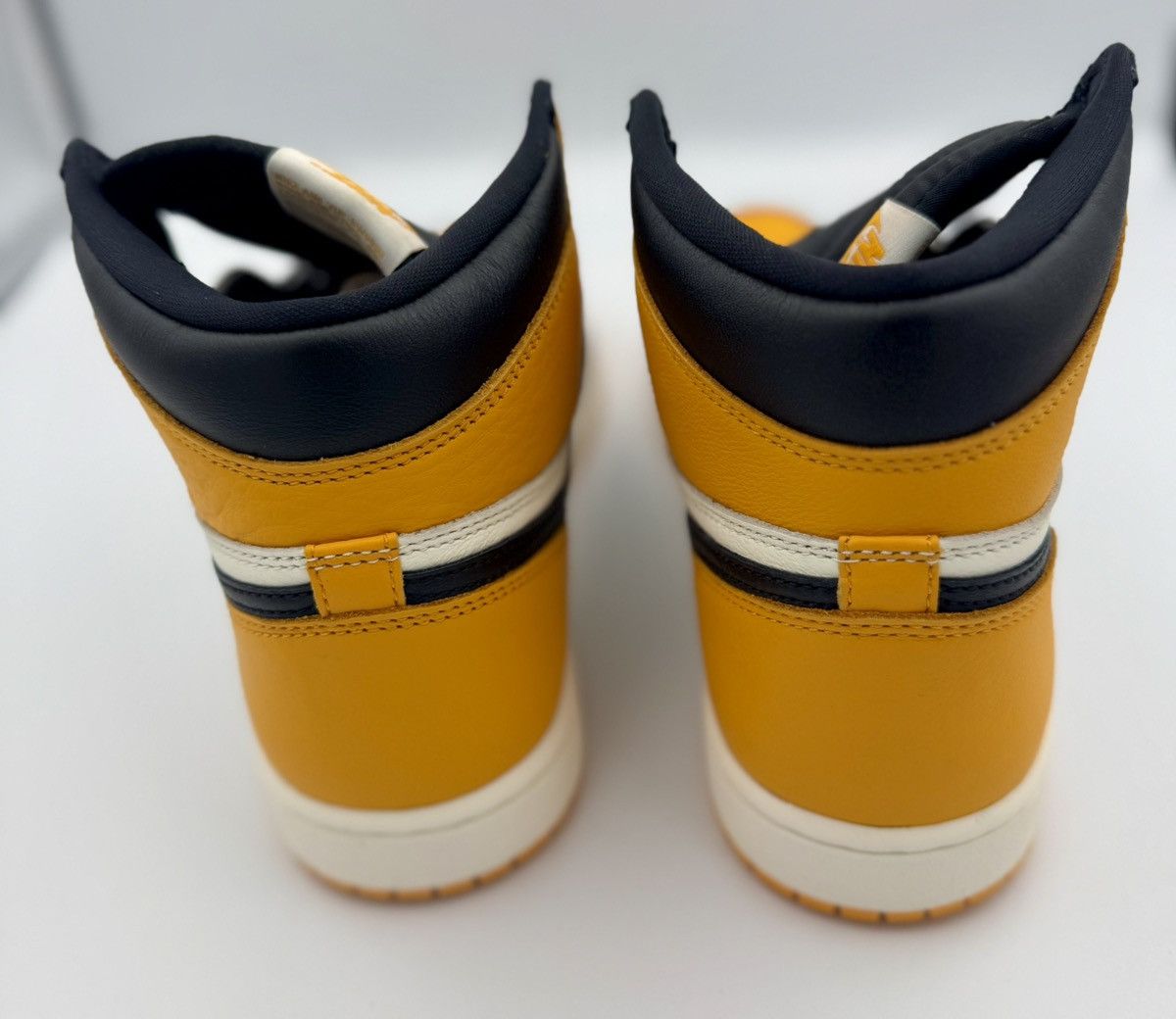 Nike Air Jordan 1 Retro High OG Yellow Toe Taxi Sz 12 Size US 12 / EU 45 - 10 Thumbnail