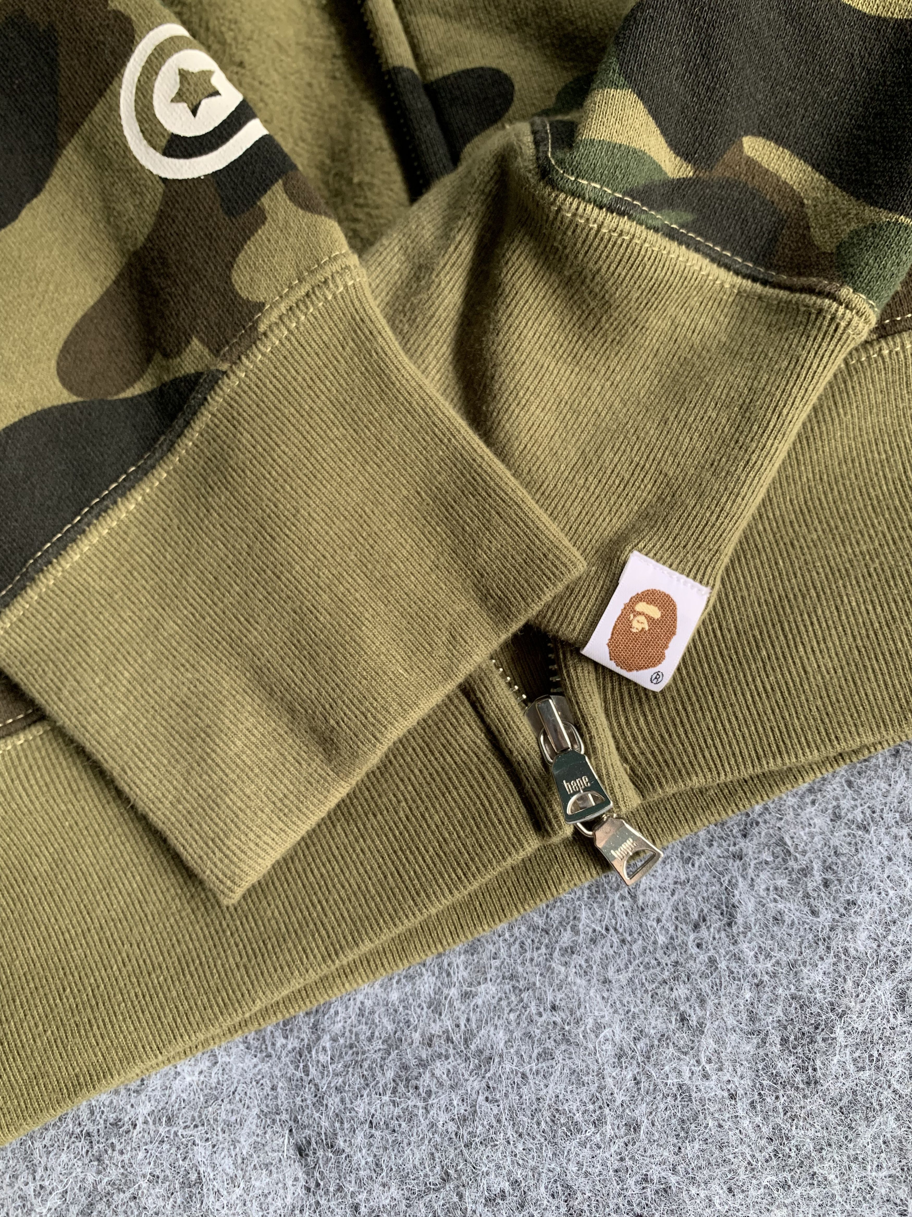 Bape Bape shark hoodie green camo Size US M / EU 48-50 / 2 - 6 Thumbnail