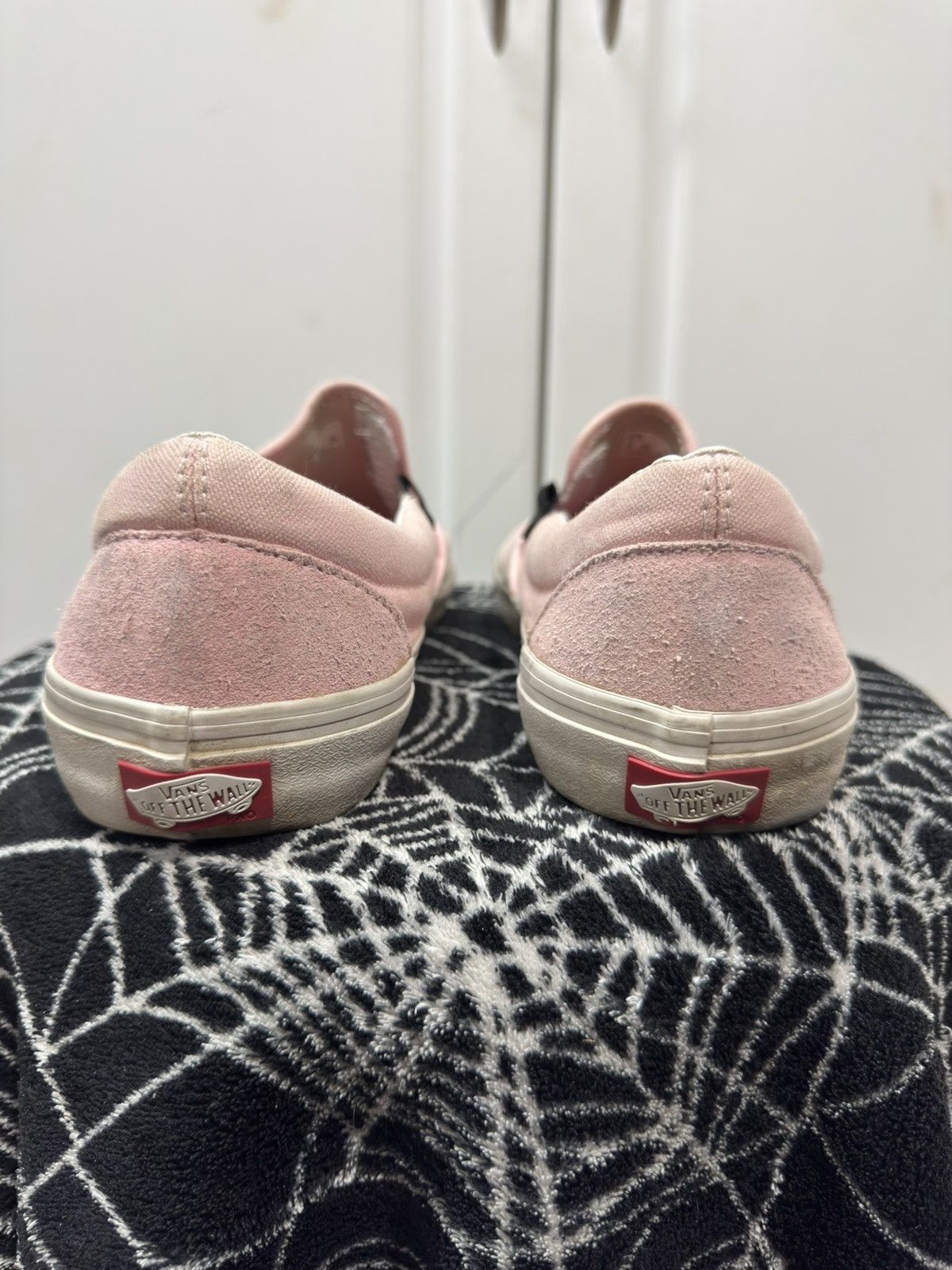 Vans Pastel Pink suede van slip ons Size US 10 / EU 43 - 4 Thumbnail