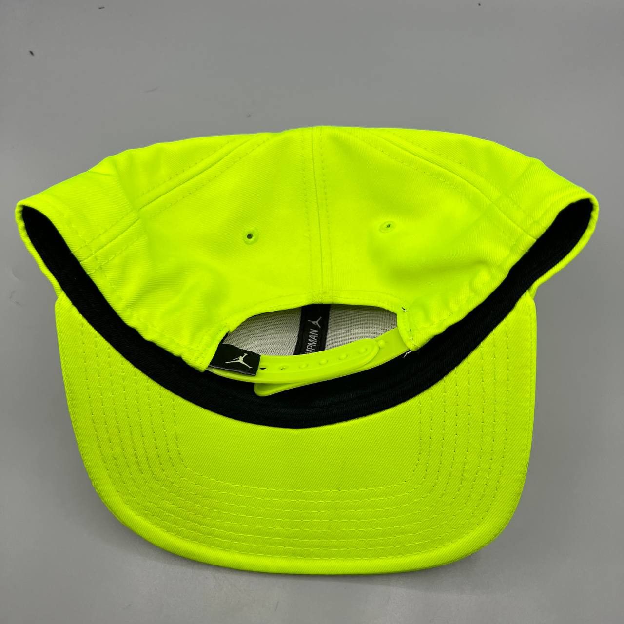 Jordan Brand Air Jordan Hat Men Neon Embroidered Jumpman Snap Back Cap Size ONE SIZE - 7 Thumbnail