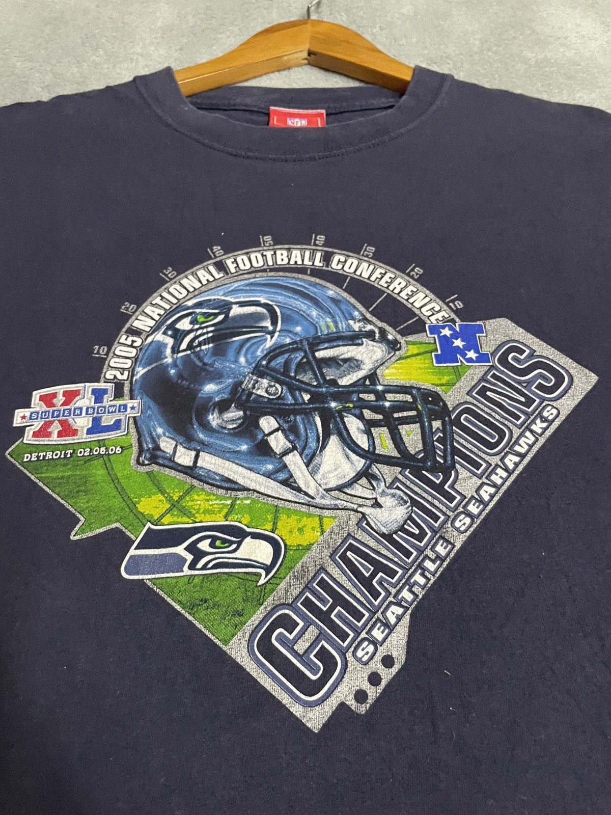 NFL NFL 2005 NATIONAL FOOTBALL CONFERENCE T SHIRT Size US M / EU 48-50 / 2 - 7 Thumbnail