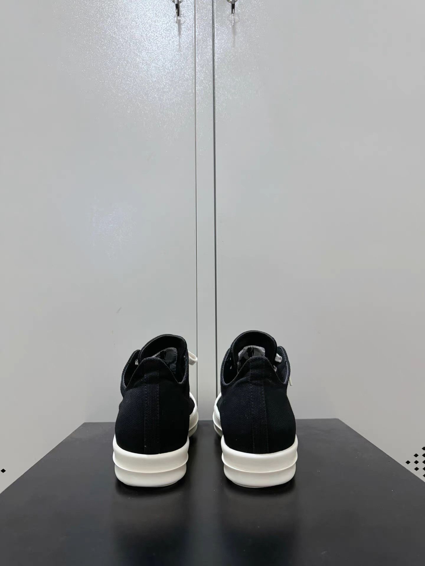 Rick Owens Drkshdw Rick Owens Drkshdw low-top Converse sneakers Size US 6 / EU 39 - 3 Thumbnail
