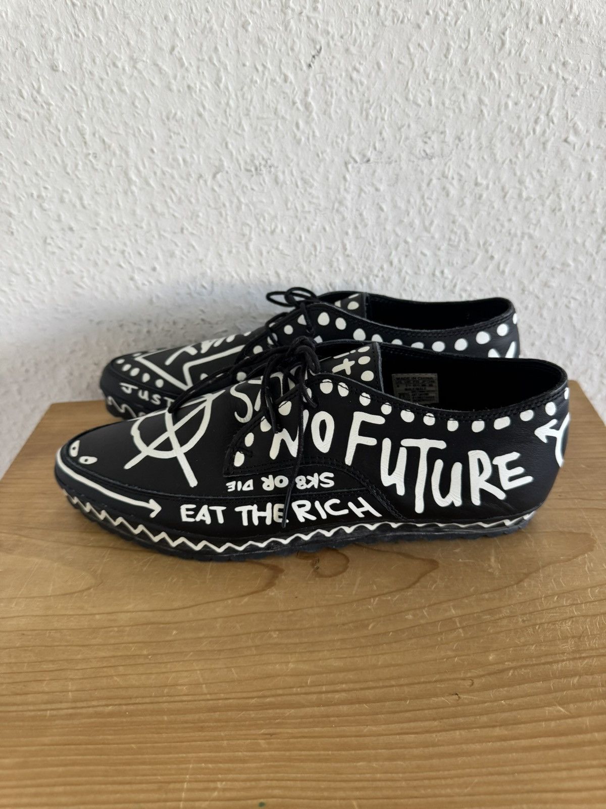 Adidas × Jeremy Scott FW12 JS Slim Graffiti Sneakers Size US 9.5 / EU 42-43 - 2 Thumbnail
