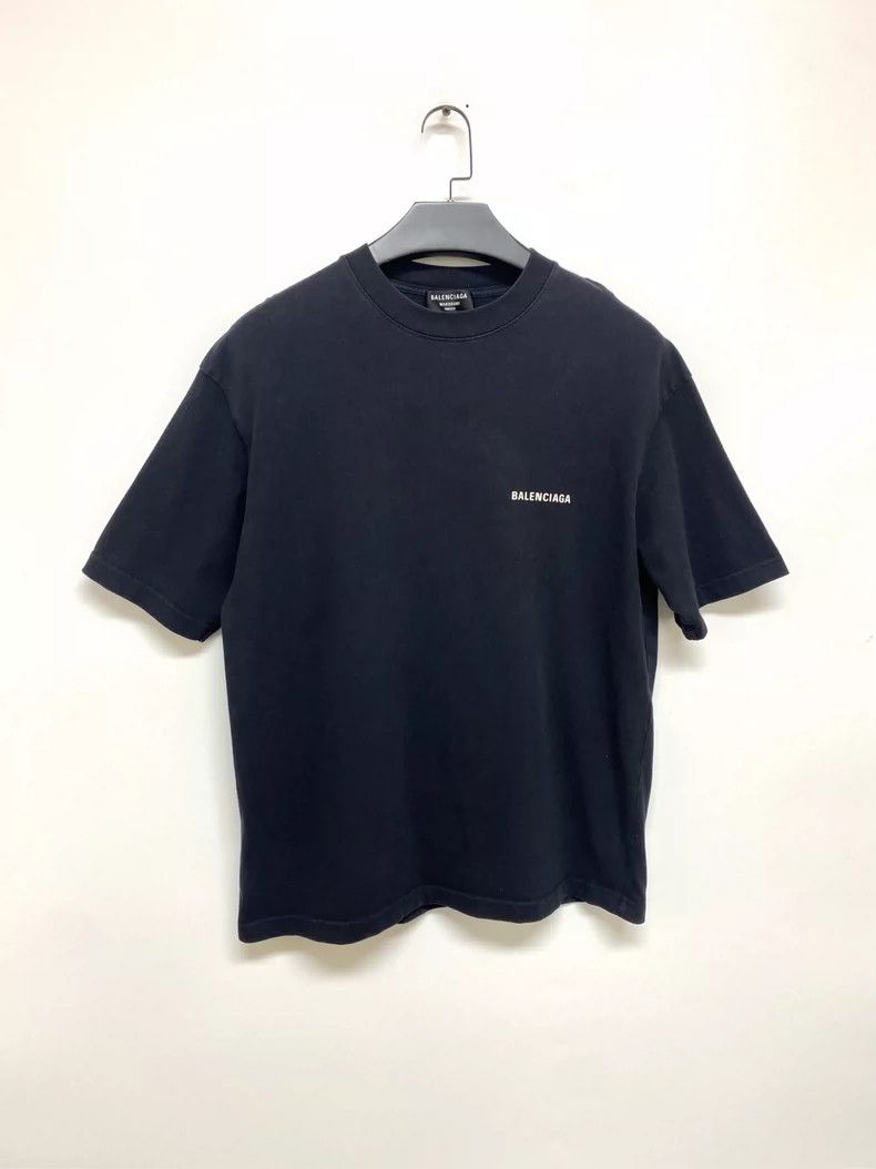 Balenciaga Balenciaga Short sleeve T-shirt with large logo on the bac Size US XS / EU 42 / 0 - 1 Thumbnail