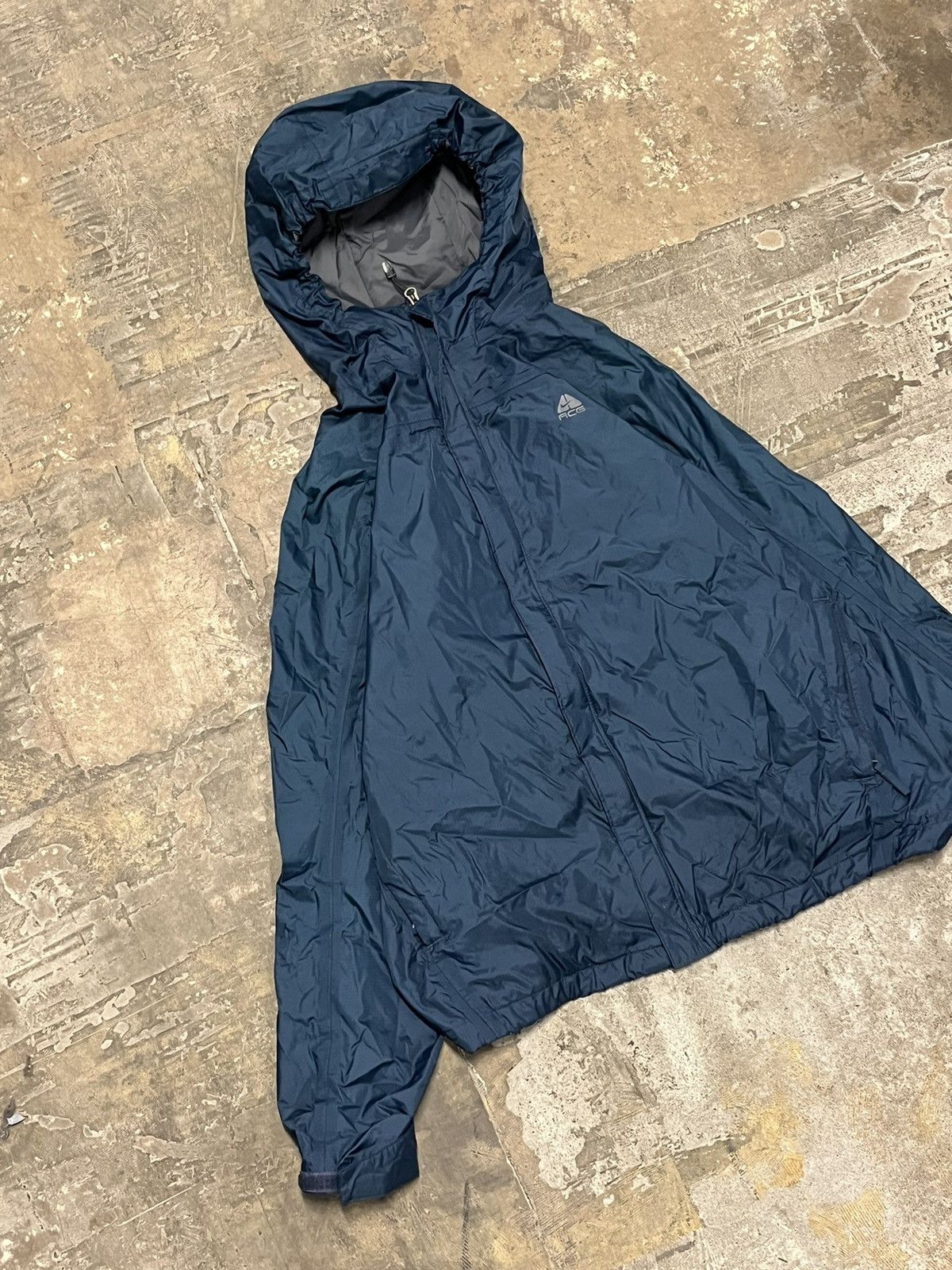 Nike ACG gorpcore jackst hype streetwear rare