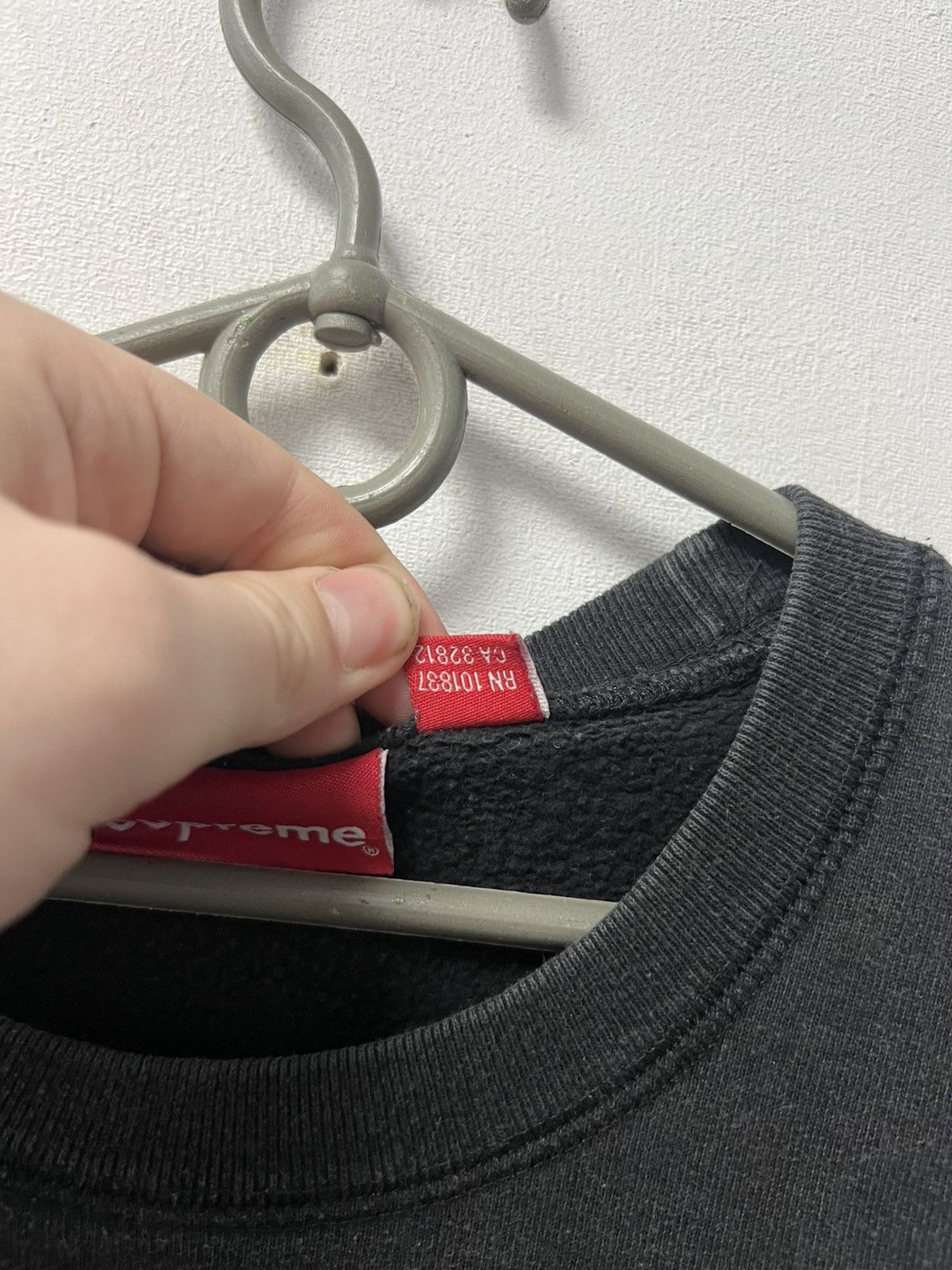 Supreme Supreme Big Logo Sweatshirt Pullover Black Size M Size US M / EU 48-50 / 2 - 11 Thumbnail