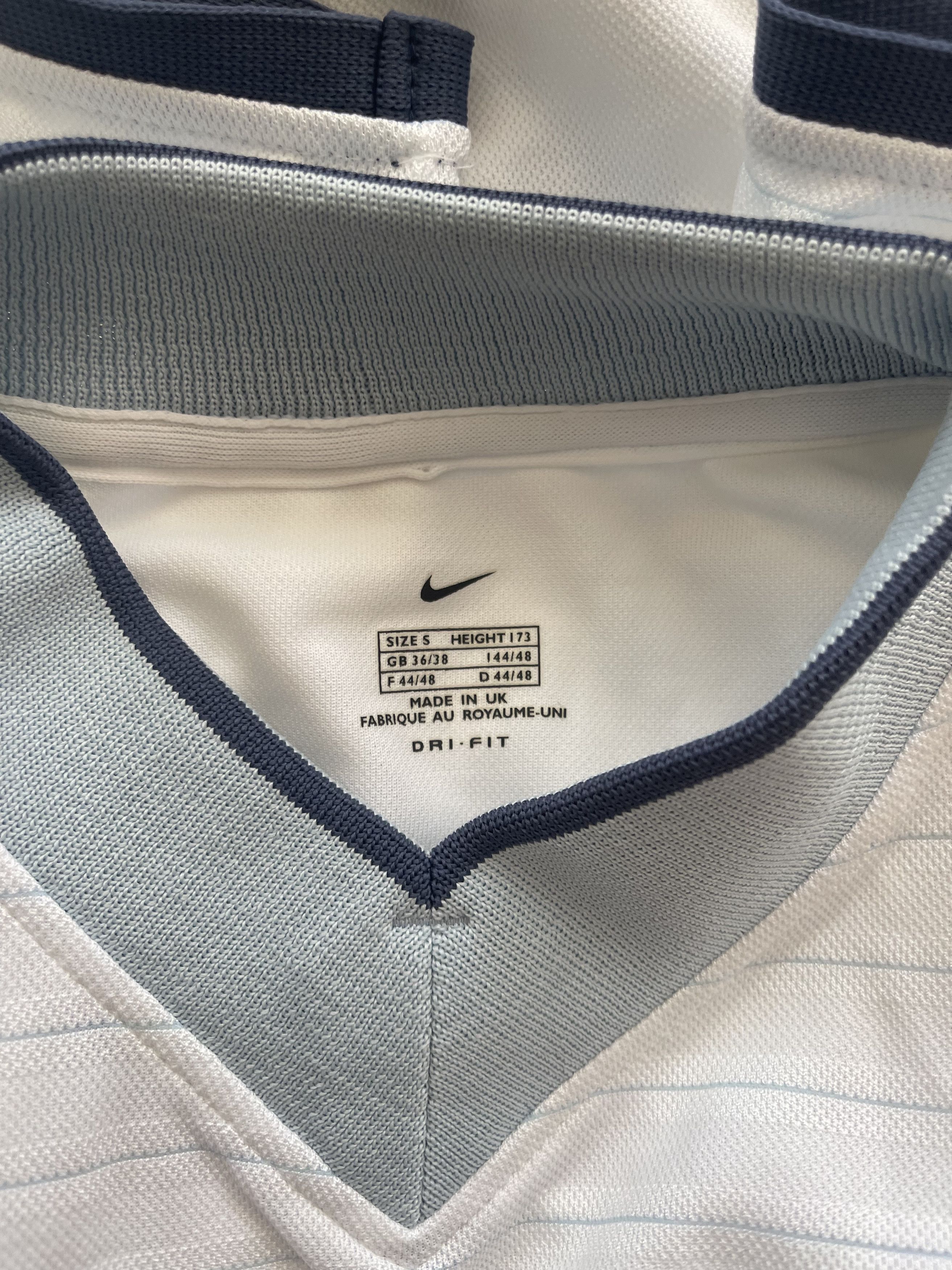 Nike Inter Milano Nike 2000-2001 Away Soccer Jersey Size US S / EU 44-46 / 1 - 5 Thumbnail