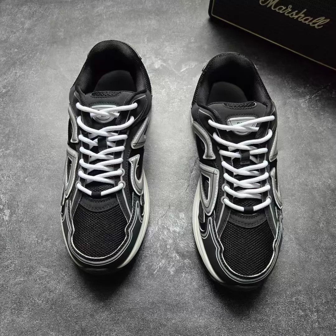 Dior DIOR B30 Black and White Size US 7.5 / EU 40-41 - 1 Thumbnail