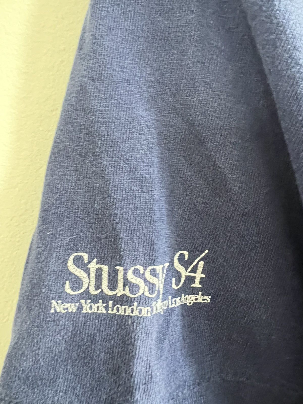 Stussy × Vintage Stussy S4 Think International 90s Apple Logo Rare Parody Size US L / EU 52-54 / 3 - 5 Thumbnail