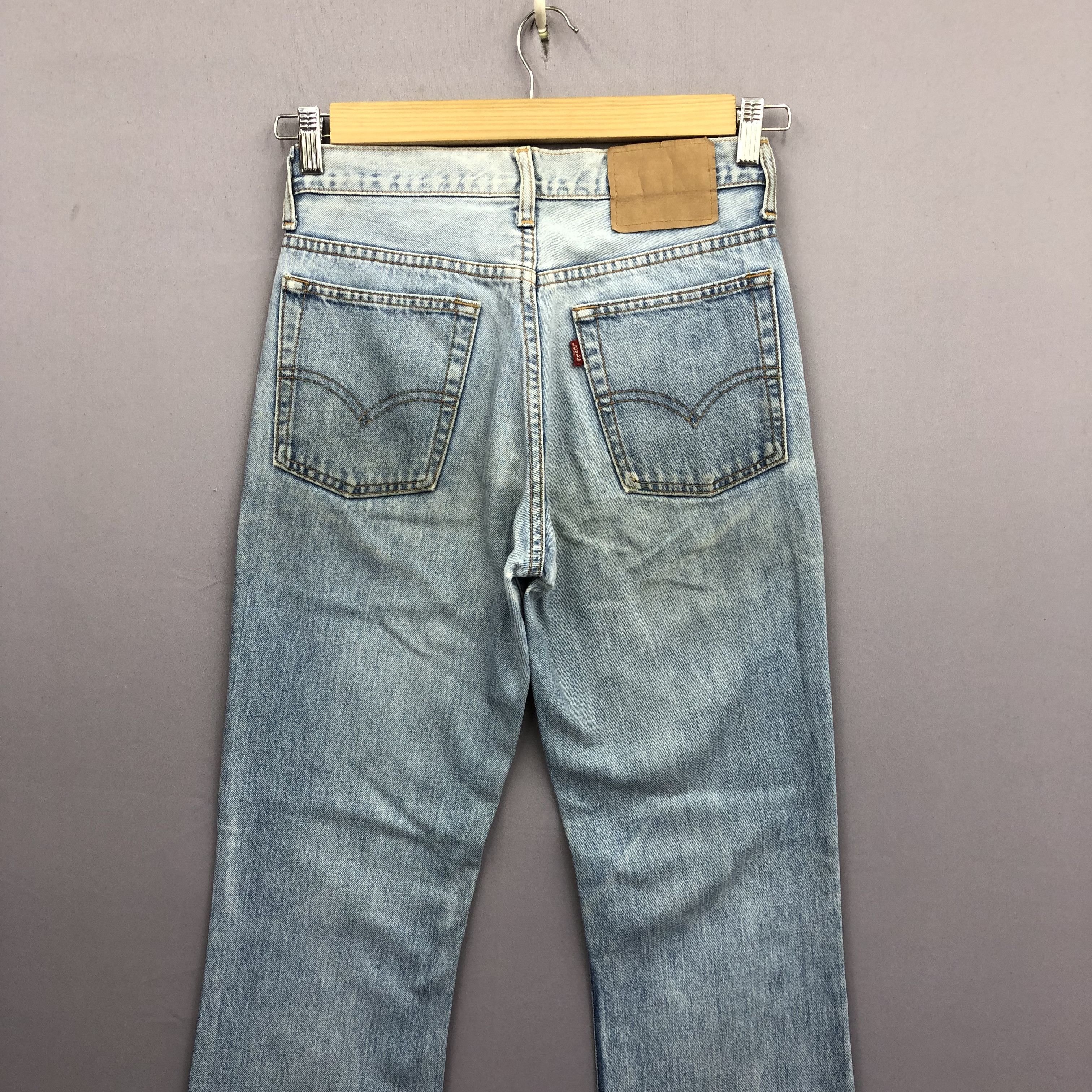 Levi's Vintage Levi's Sun Faded Flare Jeans Levis Light Wash Denim Size 28" / US 6 / IT 42 - 4 Thumbnail