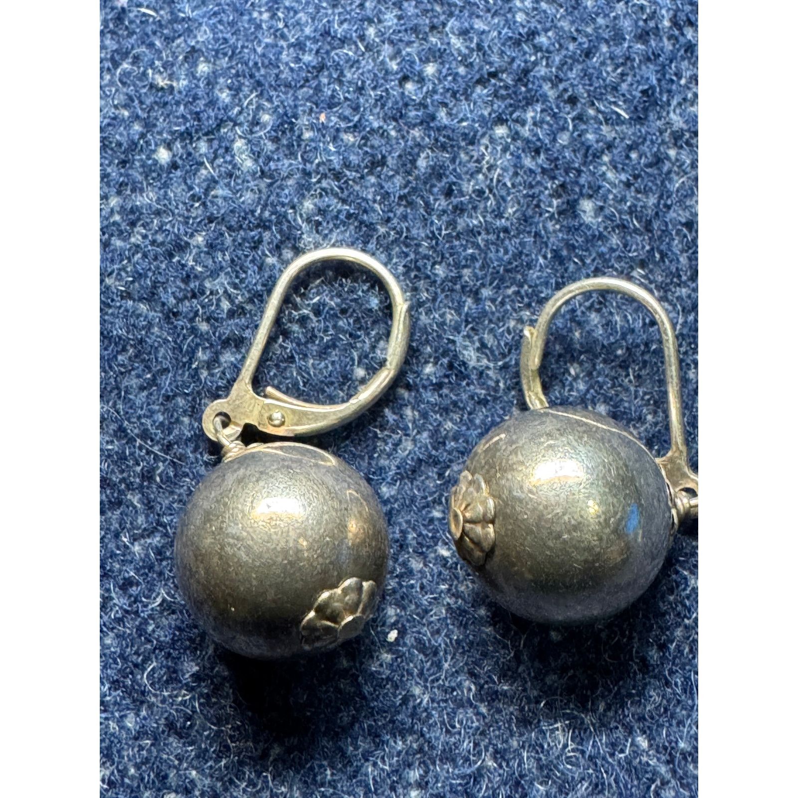 Other Sterling Silver Bench Bead Lever Back Earrings Size ONE SIZE - 2 Thumbnail